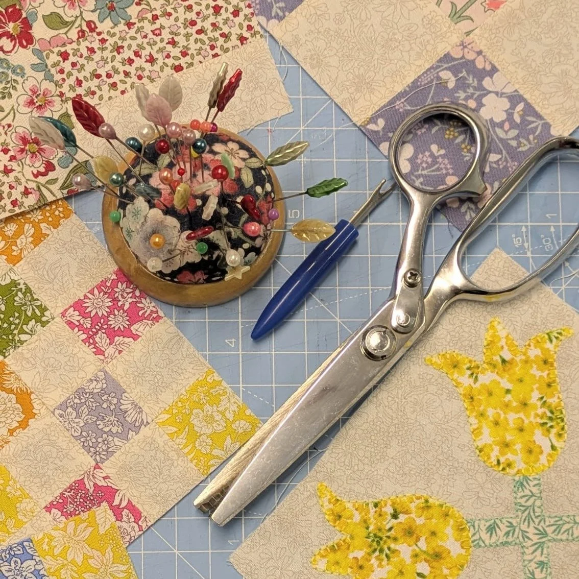 Join Kath for an Introduction to Patchwork! These sessions will be a monthly catch up to build and improve your patchwork skills... you'll learn how to build blocks that can be quilted together. 

Click here to book your space: https://buytickets.at/