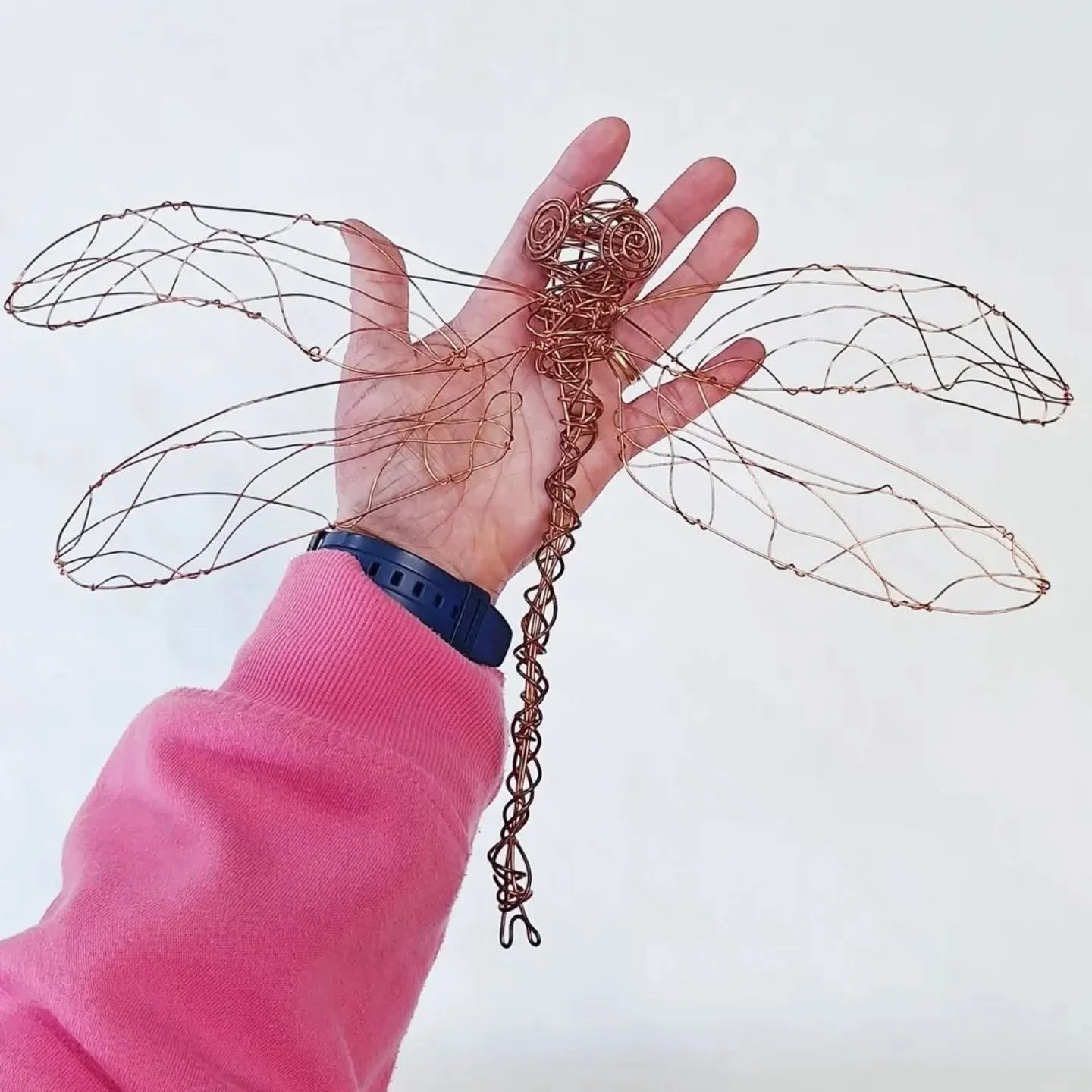 Fancy making a gorgeous wire dragonfly?

Join the lovely Beth of @wiremakercardiff for an evening of creativity on Thurs 4th June 6.30-9pm

Head to the link in Beth's bio to book ot visit the Lark website &amp; go to 'Wire crafts' for this and a coup