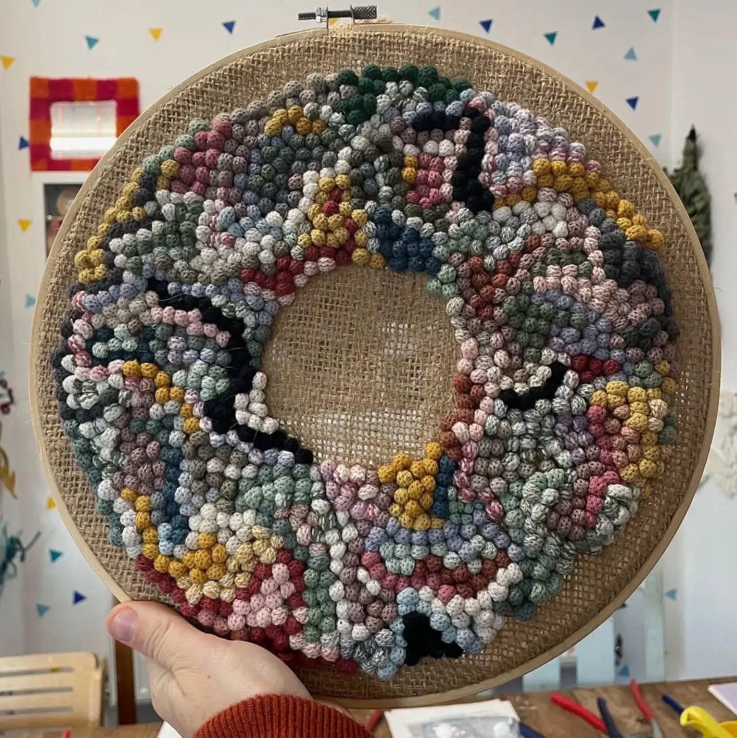 Soon Kim of @darnitworkshops is heading to Cardiff from Huddersfield with three of her favourite workshops!  If you've been to one of her Stitched Bowl workshops before at the studio we're sure you can vouch for how much fun it is!  We also have Mode