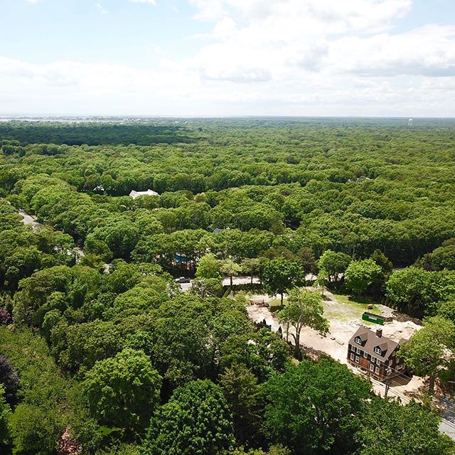 Our active construction zone looks a bit nicer from 200ft up.
.
.
.
.
Contact us for a consult if you are looking to get your project MADE. .
.
.
.
#whitehorserising #whitehorse #whitehorseestate #quogue #quoguehomes #mcbridemade #architecture #westh