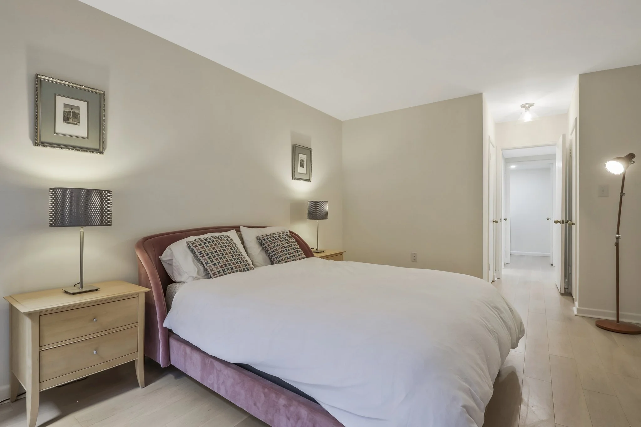 1045 31st #12_bedroom2.JPG
