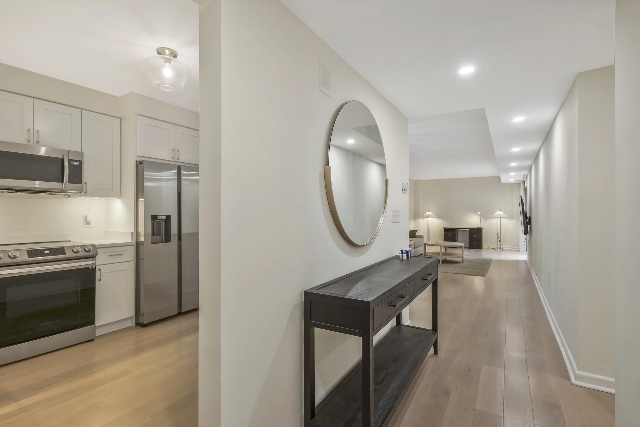 1045 31st #12_Entrance1.JPG