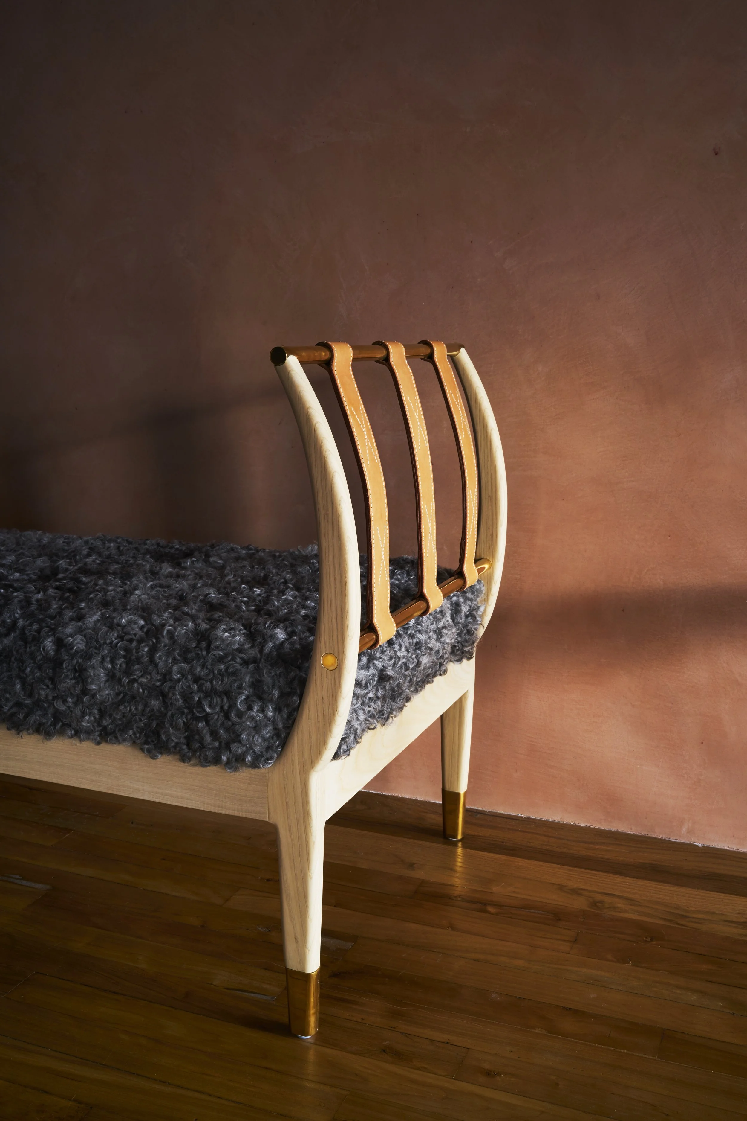 Rib-Bench-Konekt-Detail