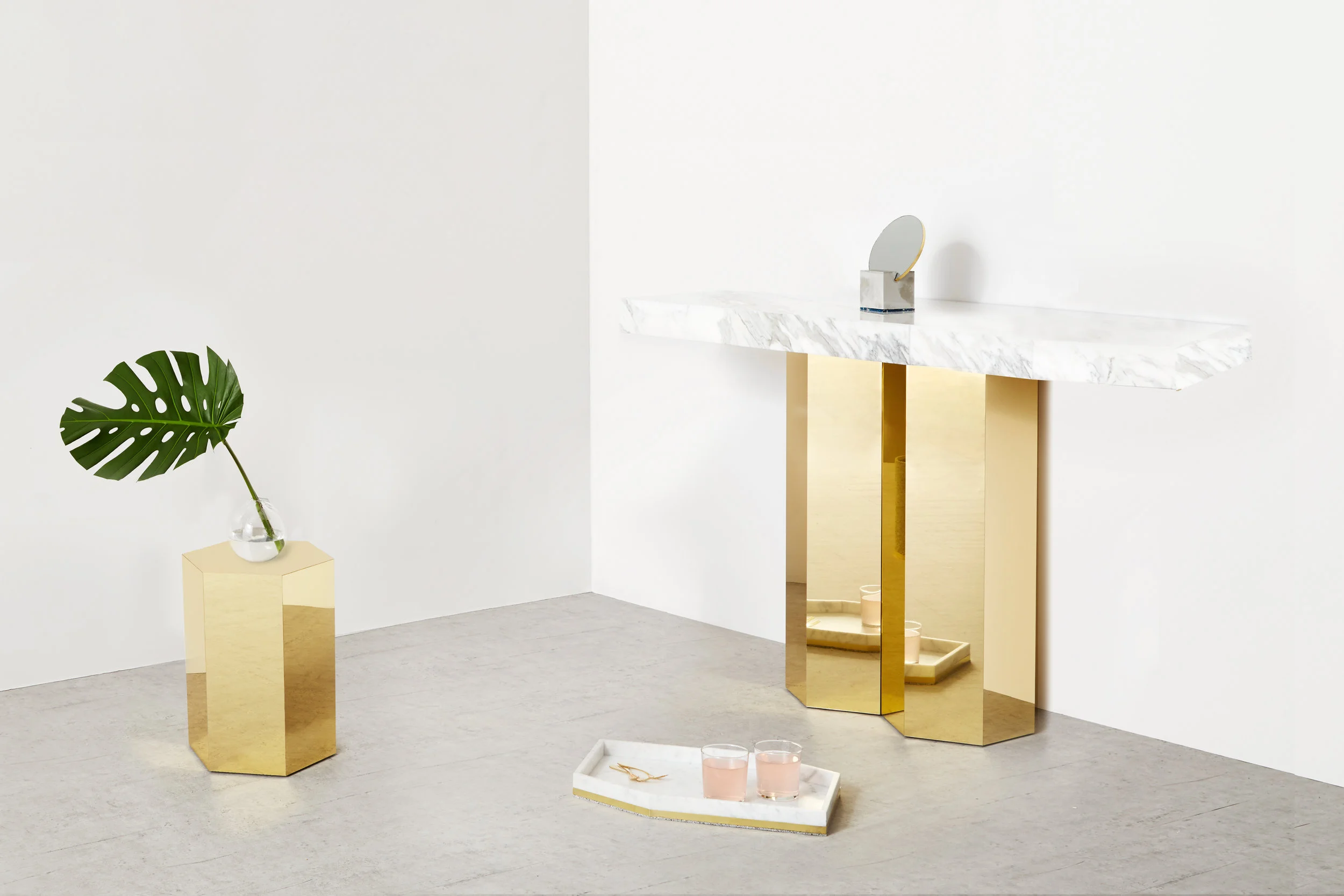 HEX Tables by Slash Objects