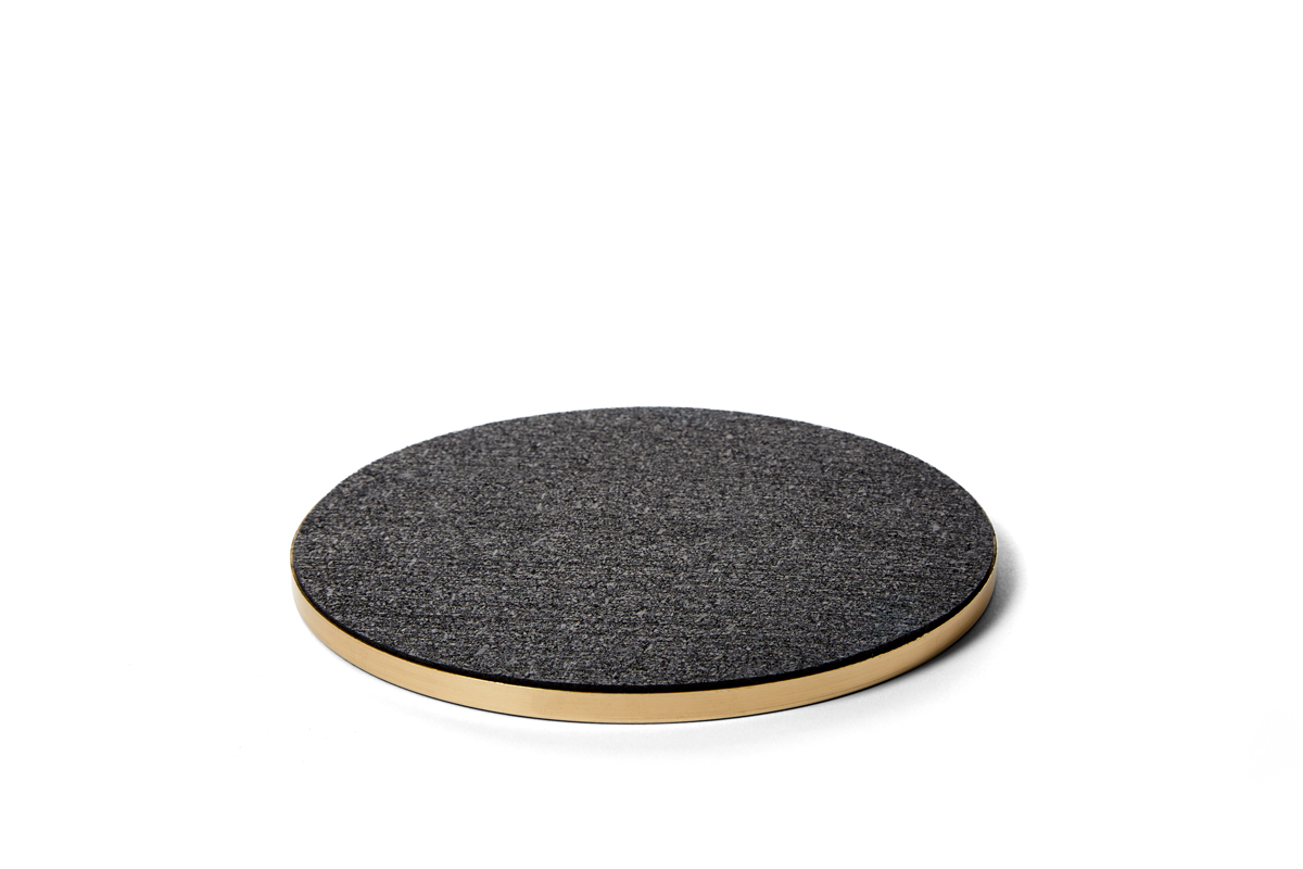 TRBB1_BrassRubberTrivet6inchRound-Black_SlashObjects_web.jpg