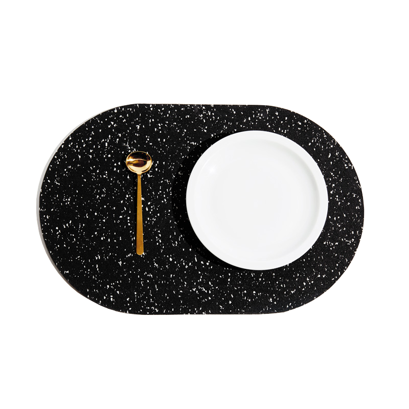 capmat-sb_rubbermat-speckblack_prop_slashobjects_web.png