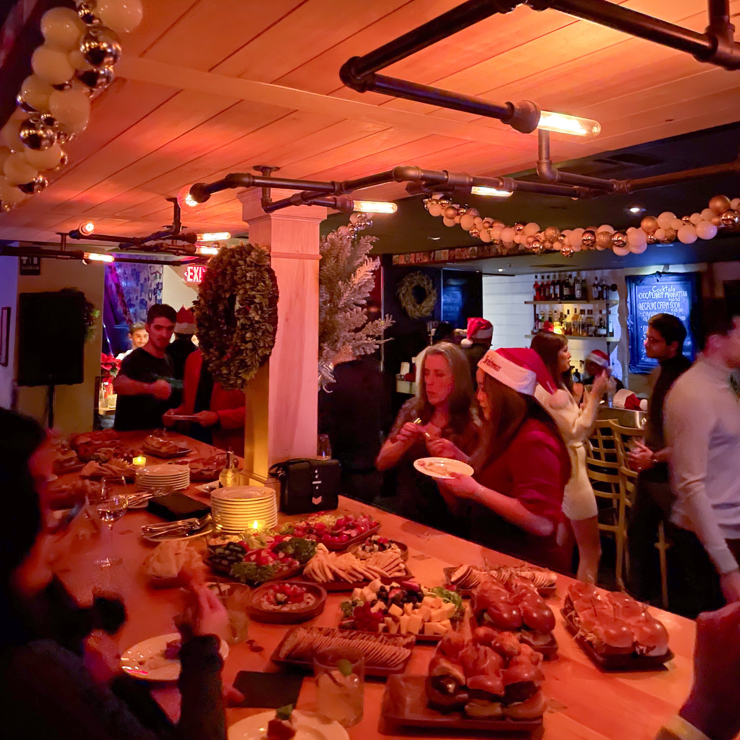 Holiday Party At Yonge and Eglinton Toronto Restaurant Venue 1.jpg