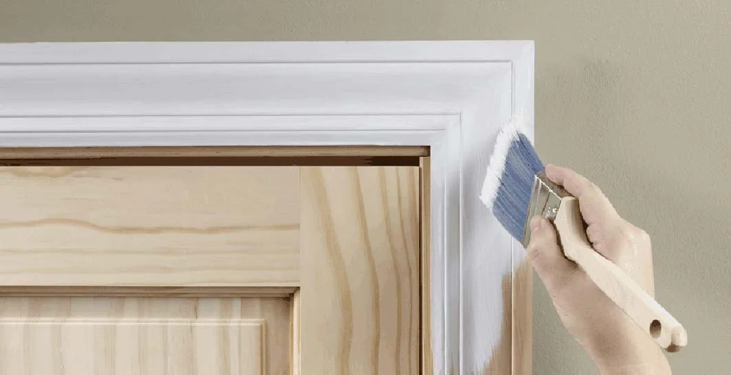 Crown Wood Primer Solvent Based4.jpg