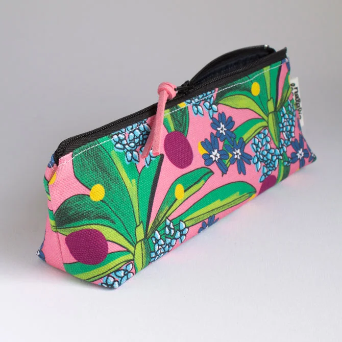 Pink_palms_Mini_makeup_bag_Natalie_lea_owen.jpg