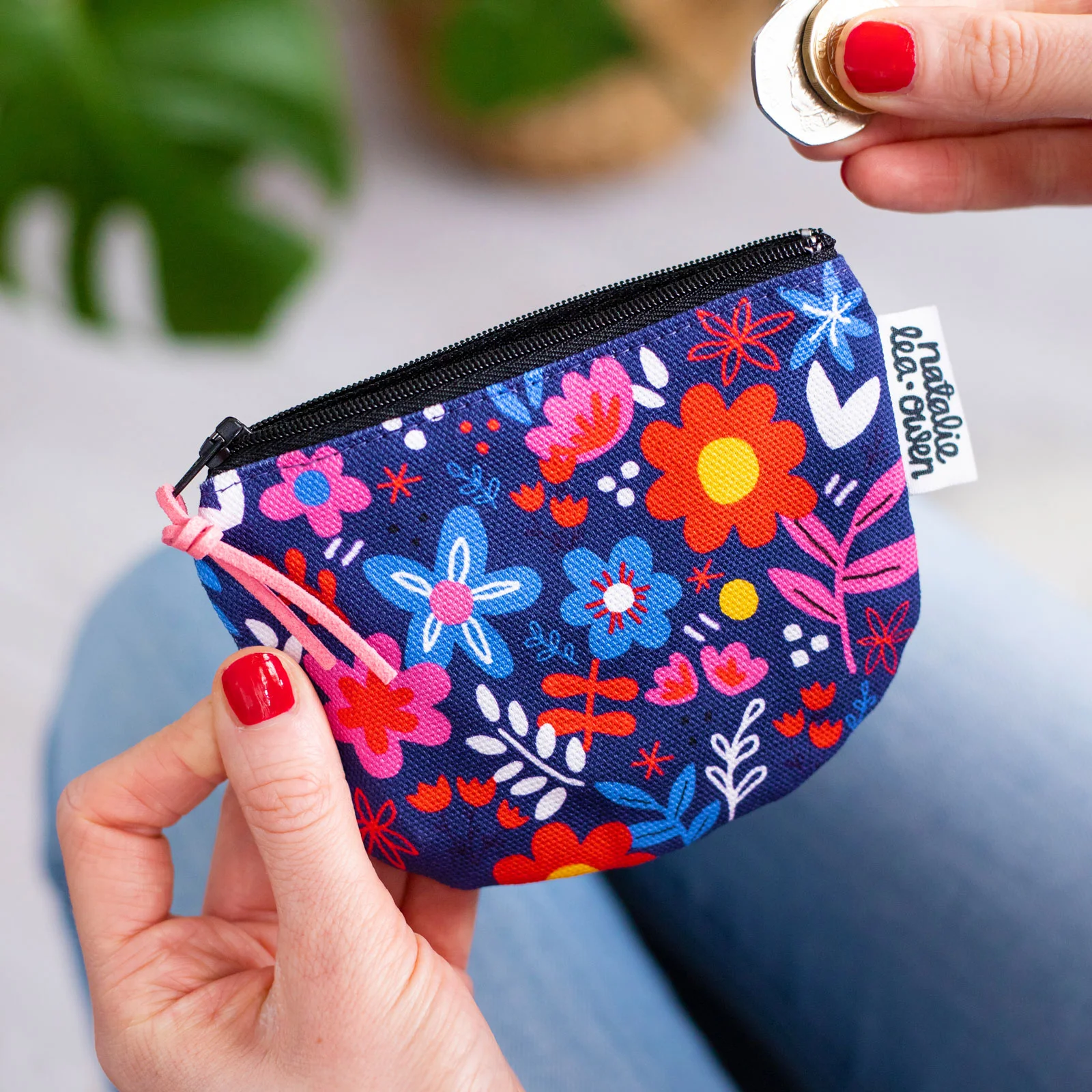Blue-Floral-Coin-Purse-Lifestyle-Natalie-Lea-Owen-LR.jpg