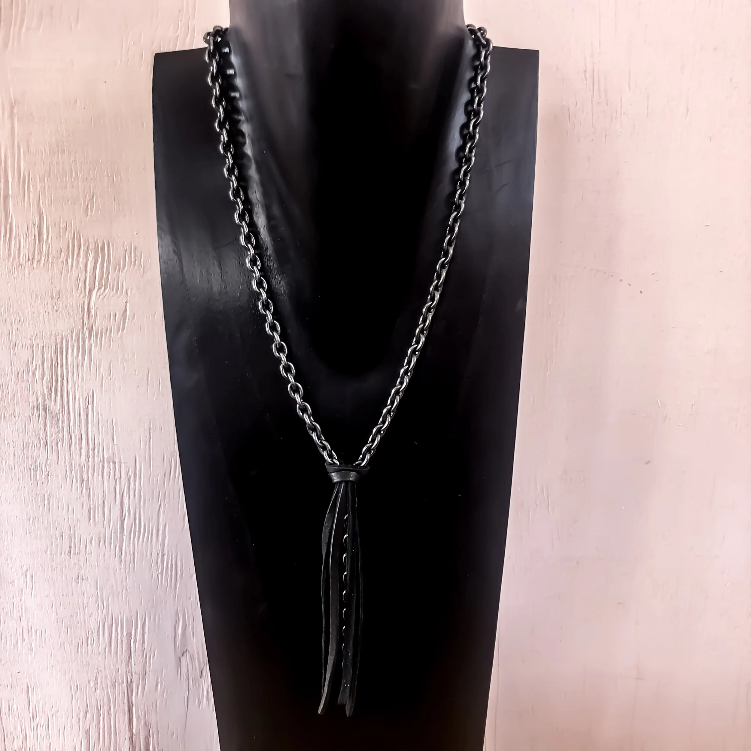 large chain leather knot necklace