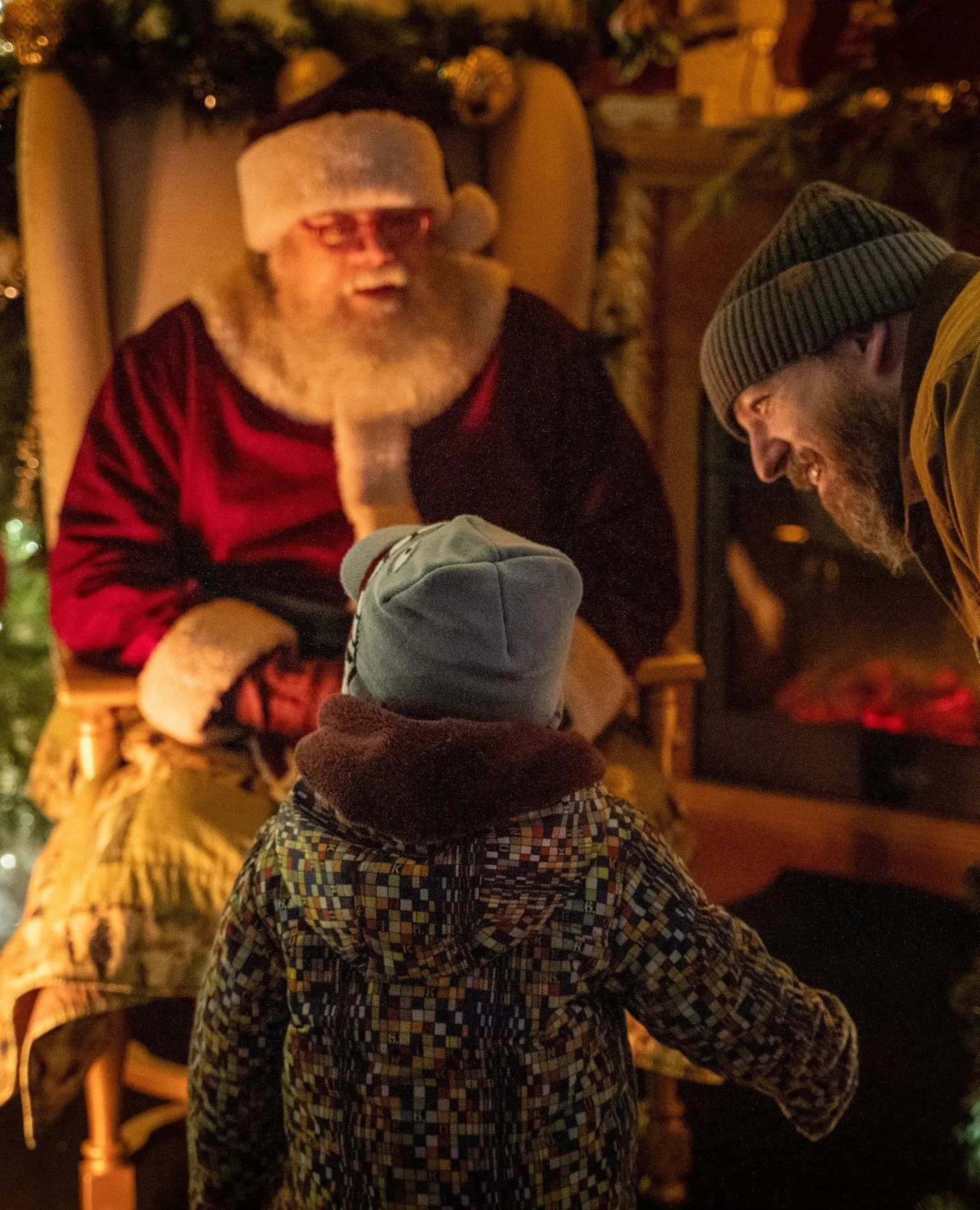 NEW THIS YEAR AT WINTER GLOW! 🎄✨⁠
⁠
Epilepsy Toronto (@epilepsytoronto) brings their beloved Holiday Market (@holidayfairto) to Winter Glow, transforming Sankofa Square into a cozy, festive village in the heart of the city.⁠
⁠
Browse local artisan v