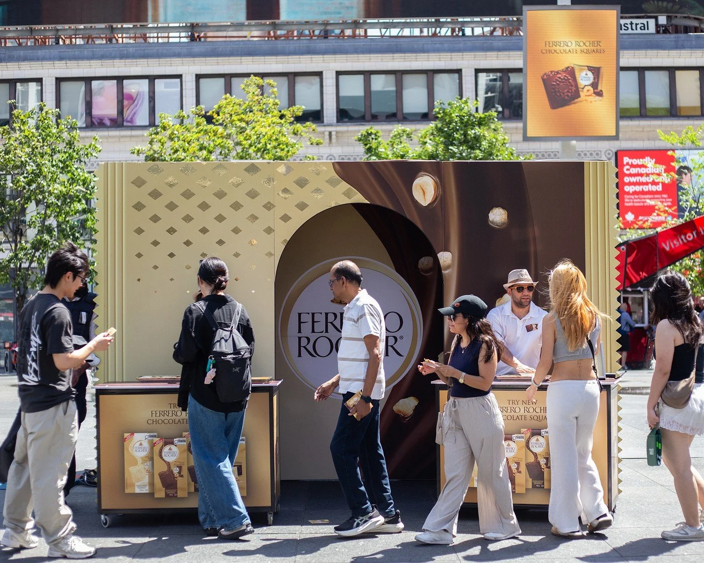 ON NOW: ✨ Golden Moments Start Here ✨⁠
⁠
Indulge in the iconic taste of Ferrero Rocher, now in a new square shape! 🍫✨ Swing by Sankofa Square from August 2nd to 6th, 9 AM&ndash;8 PM, for free samples of Ferrero Rocher squares and exclusive coupons. 