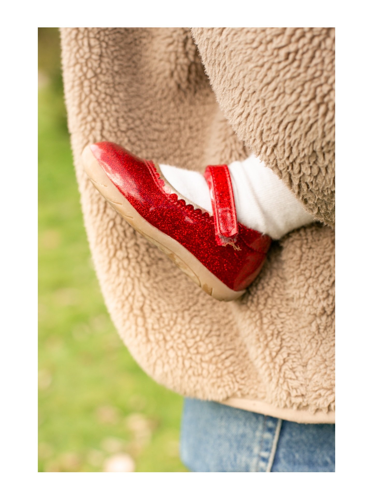 Little red shoes, big adventures. ❤️✨

A little sneak at one of the shots from my Mother&rsquo;s Day minis in Fota Gardens. 

What a beautiful experience it was. 🥹