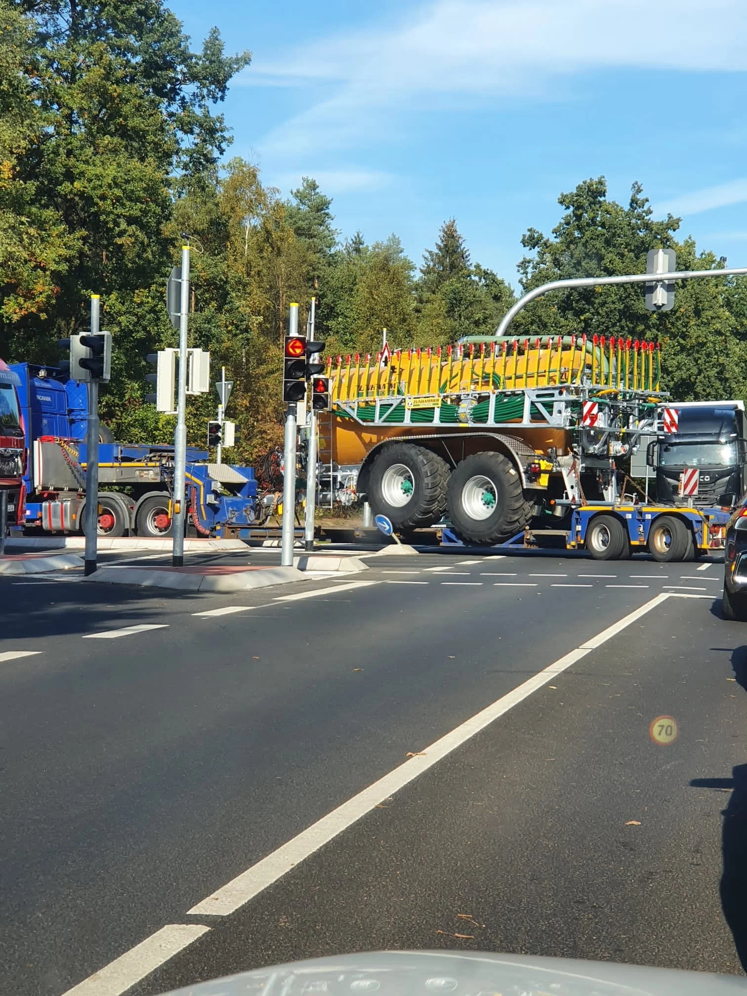 Wolterdinger Kreuzung Problemfall Schleppkurven
