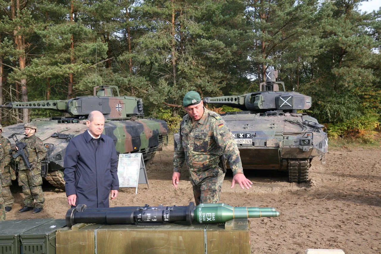 Bekenntnis zu dauerhaft höheren Militärausgaben