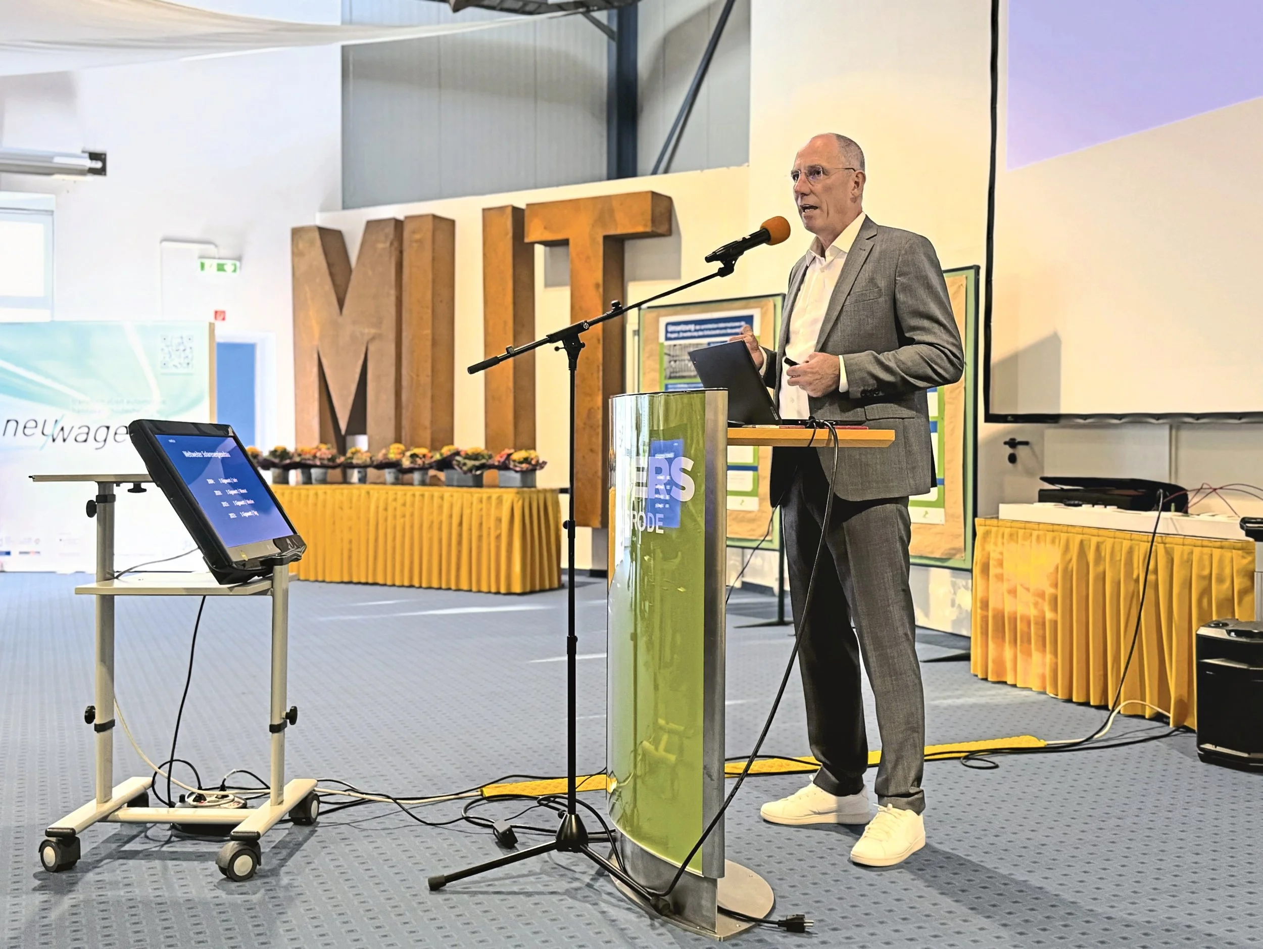 „Wohl die größte Aufgabe der Menschheit“