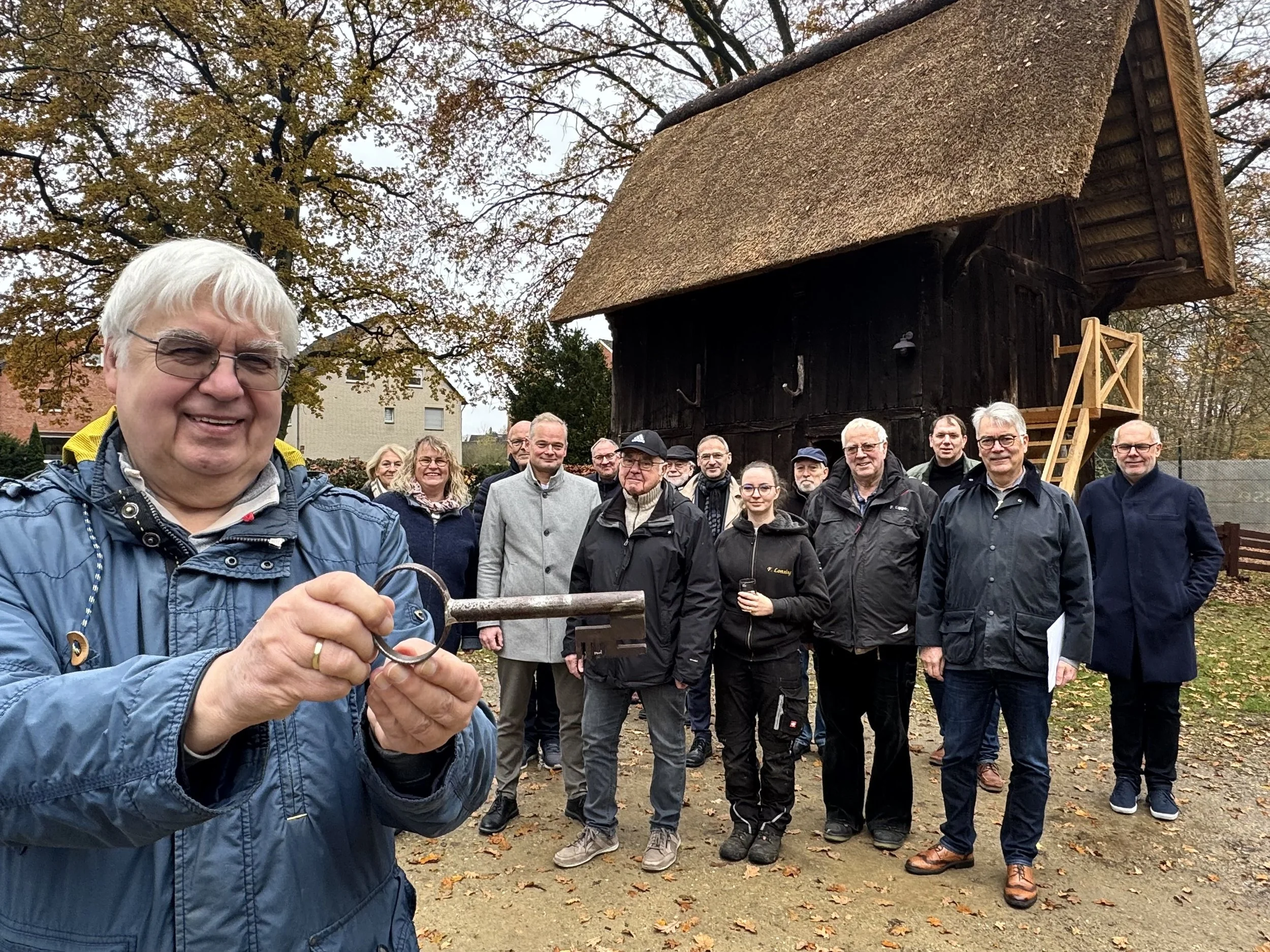 Neues Dach für 350 Jahre alten Treppenspeicher
