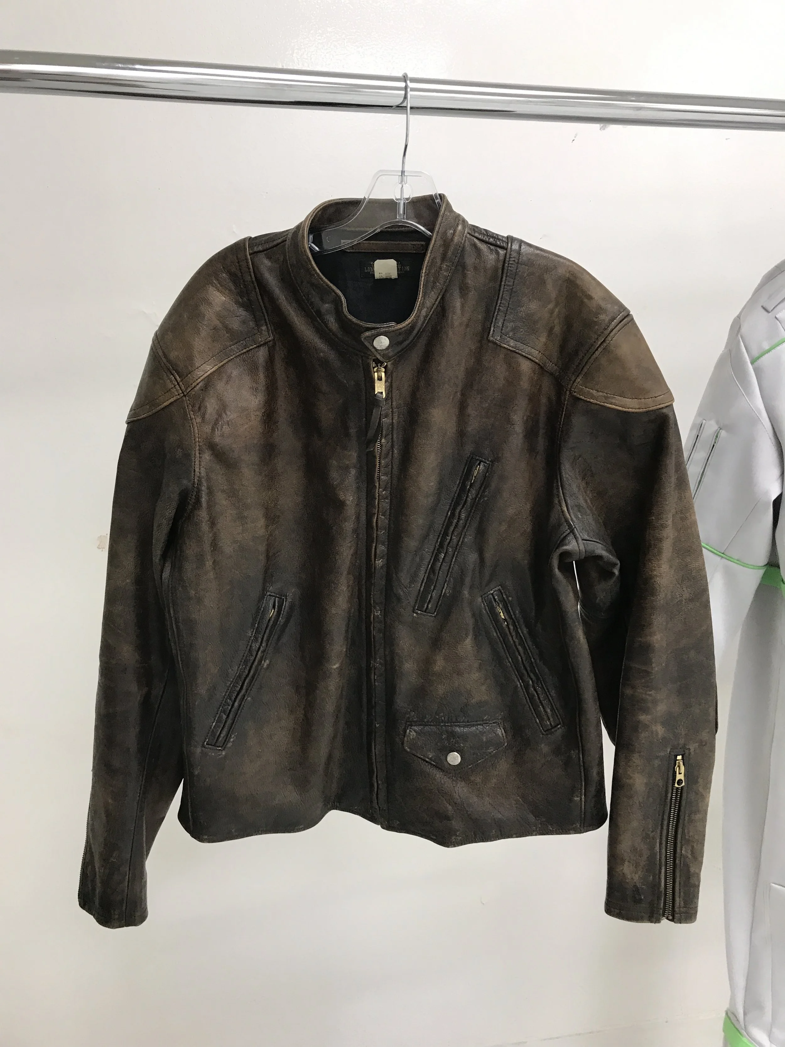 Eddie Brock's leather jacket completed. Venom 2018