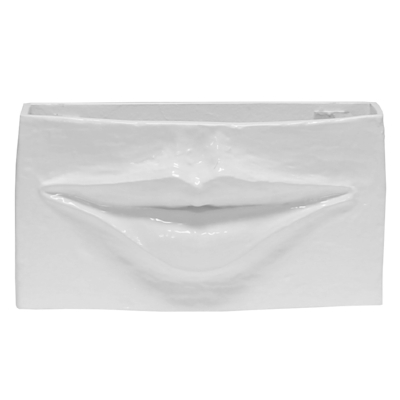 LIPS_2400x.jpg