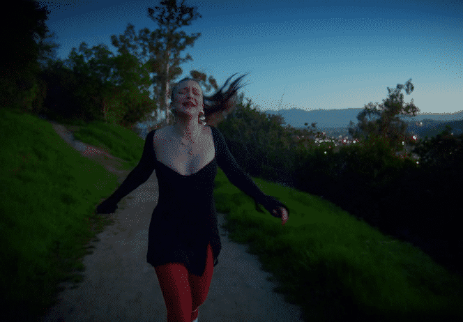 Eloise "Giant Feelings"