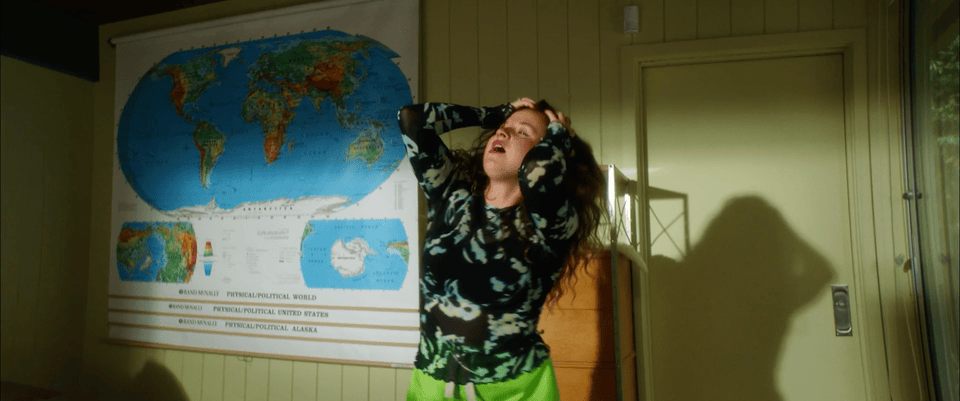 franny_london__funny_girl_ 3(1080p).gif
