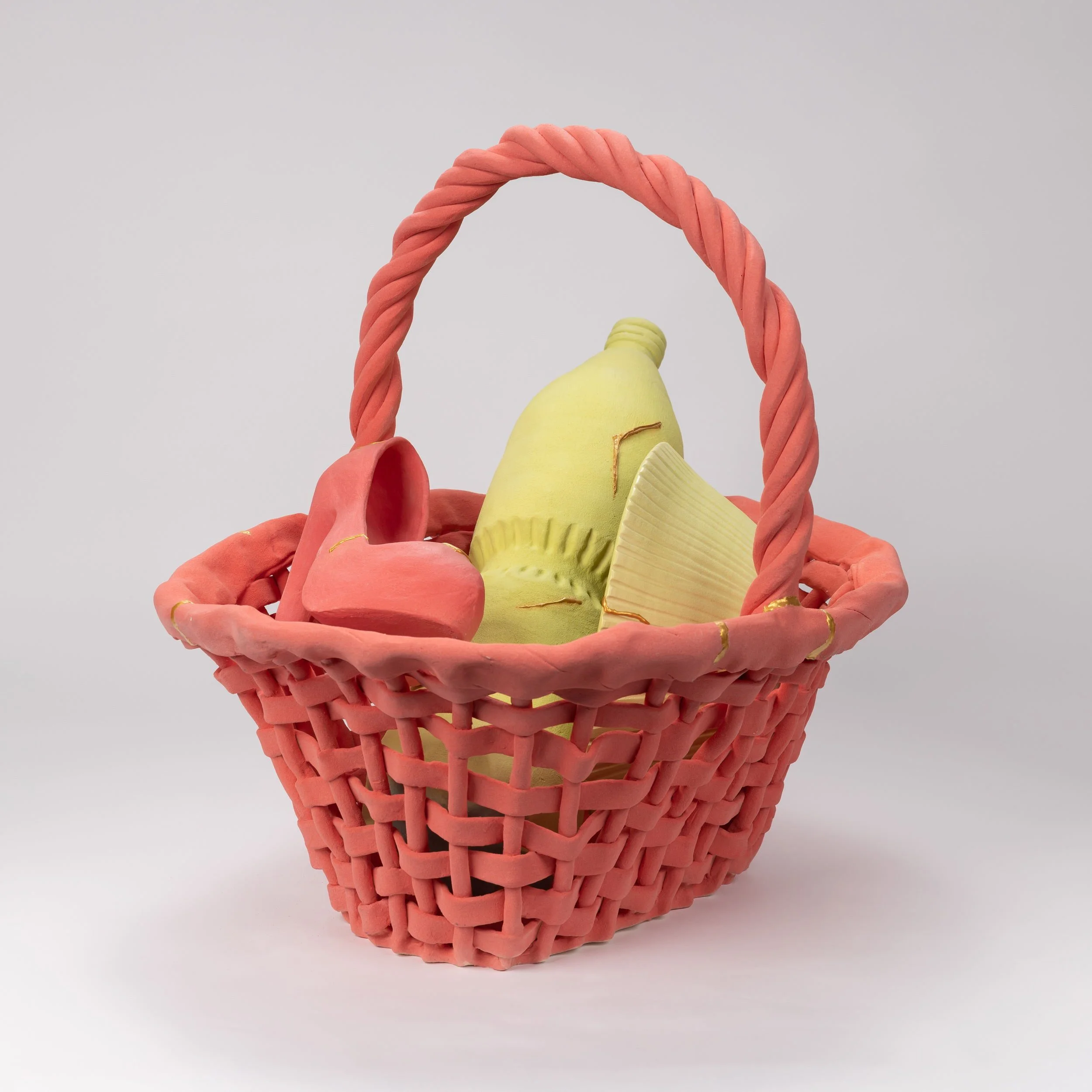  Hana Balaban-Pommier   Picnic    Paper clay  47cm ht 