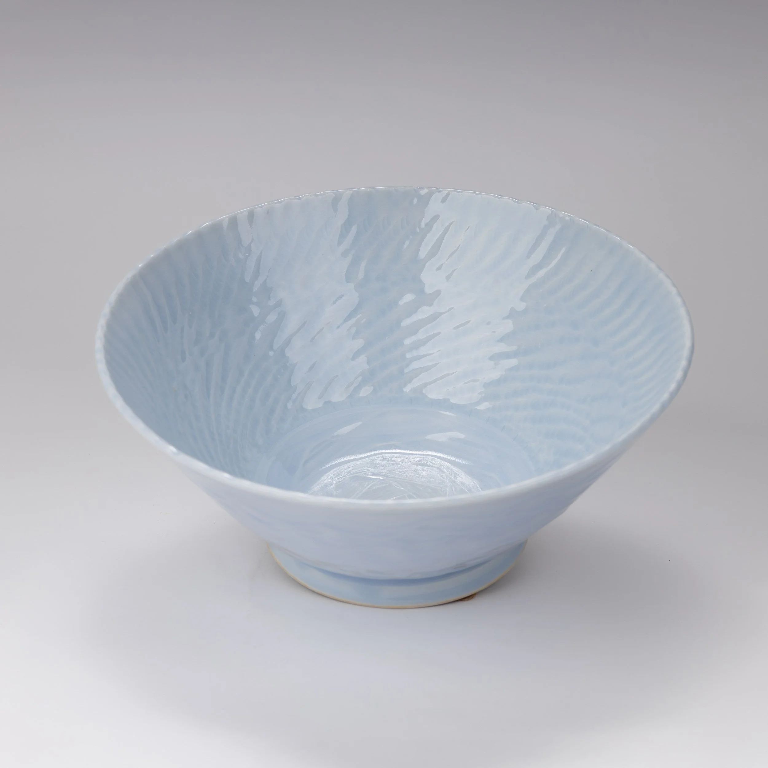  Dale Mark   Bowl    Porcelain  30 cm dia 