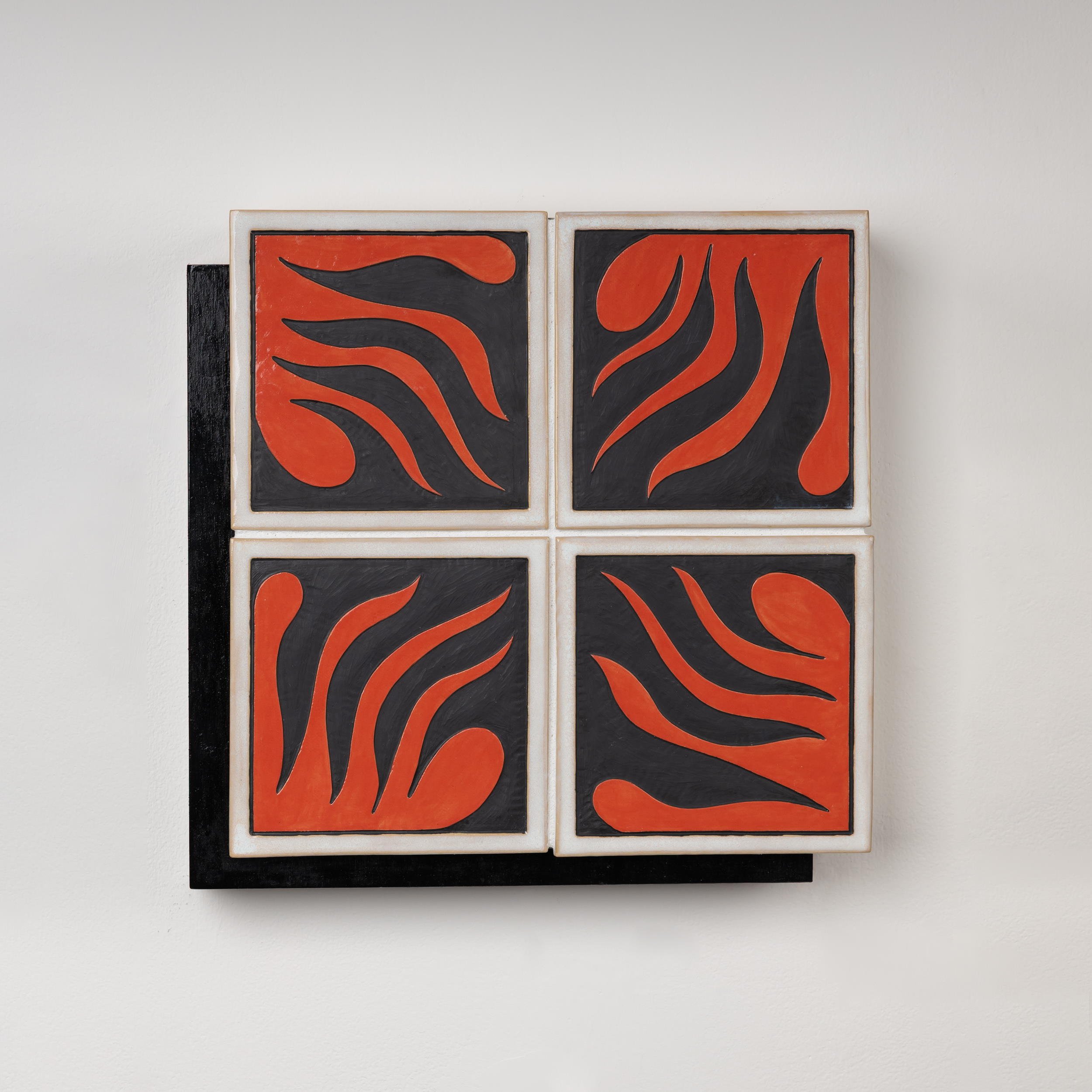  Darlene Pratt   Blazed and Confuzed    Stoneware  30cm ht 