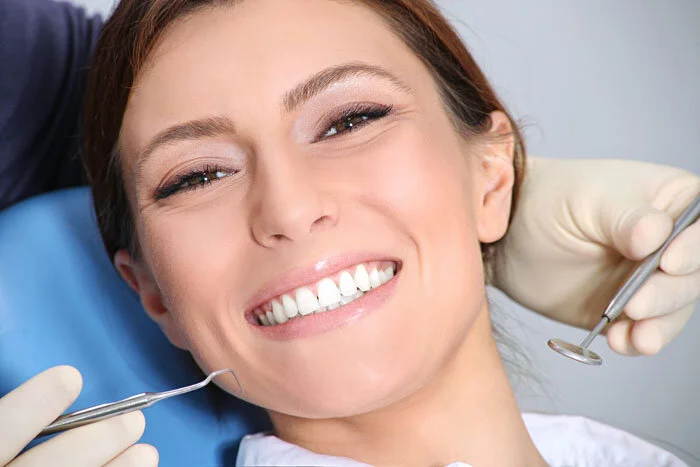 Por qué es importante una limpieza dental profesional