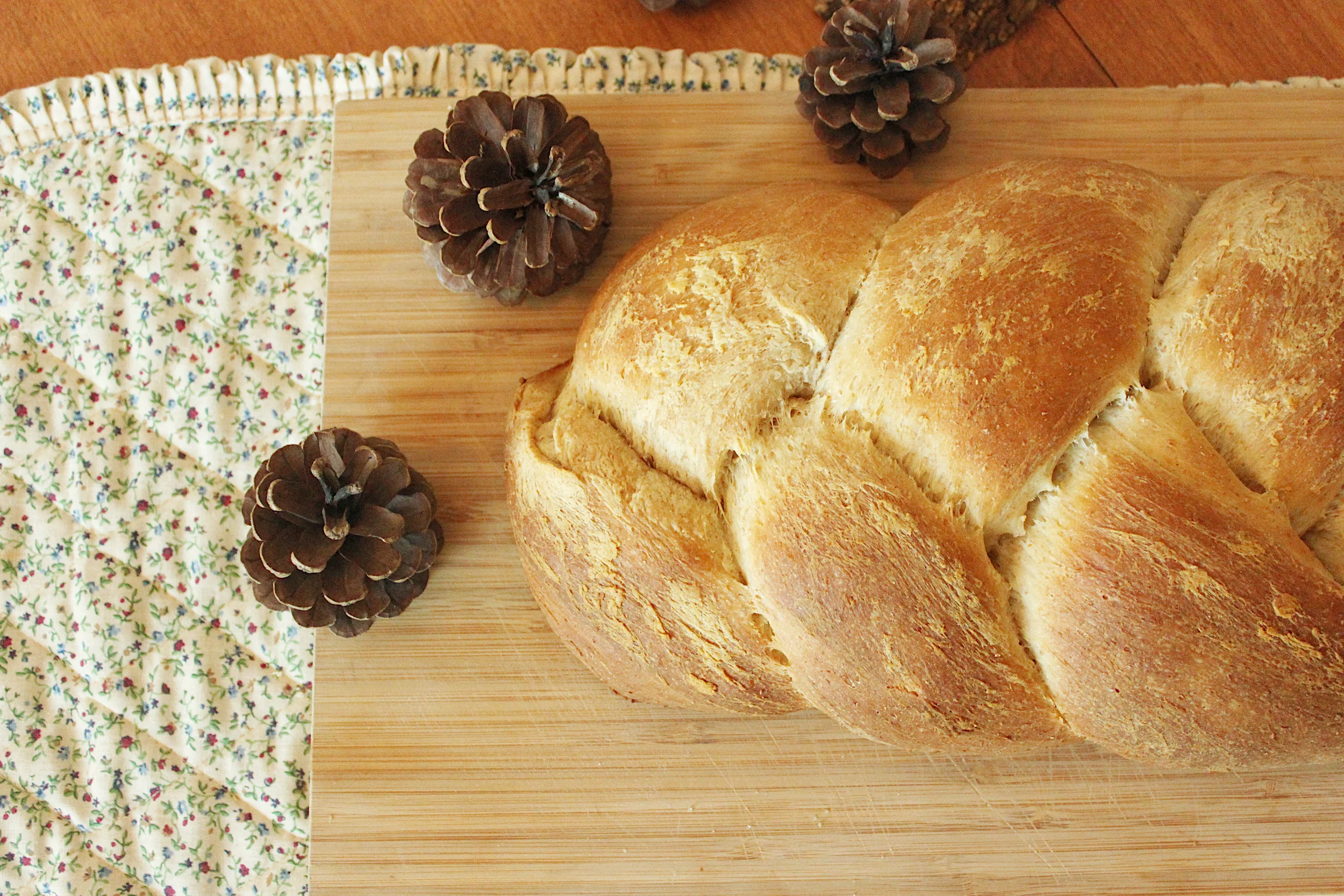 Easy and Delicious Braided Bread 