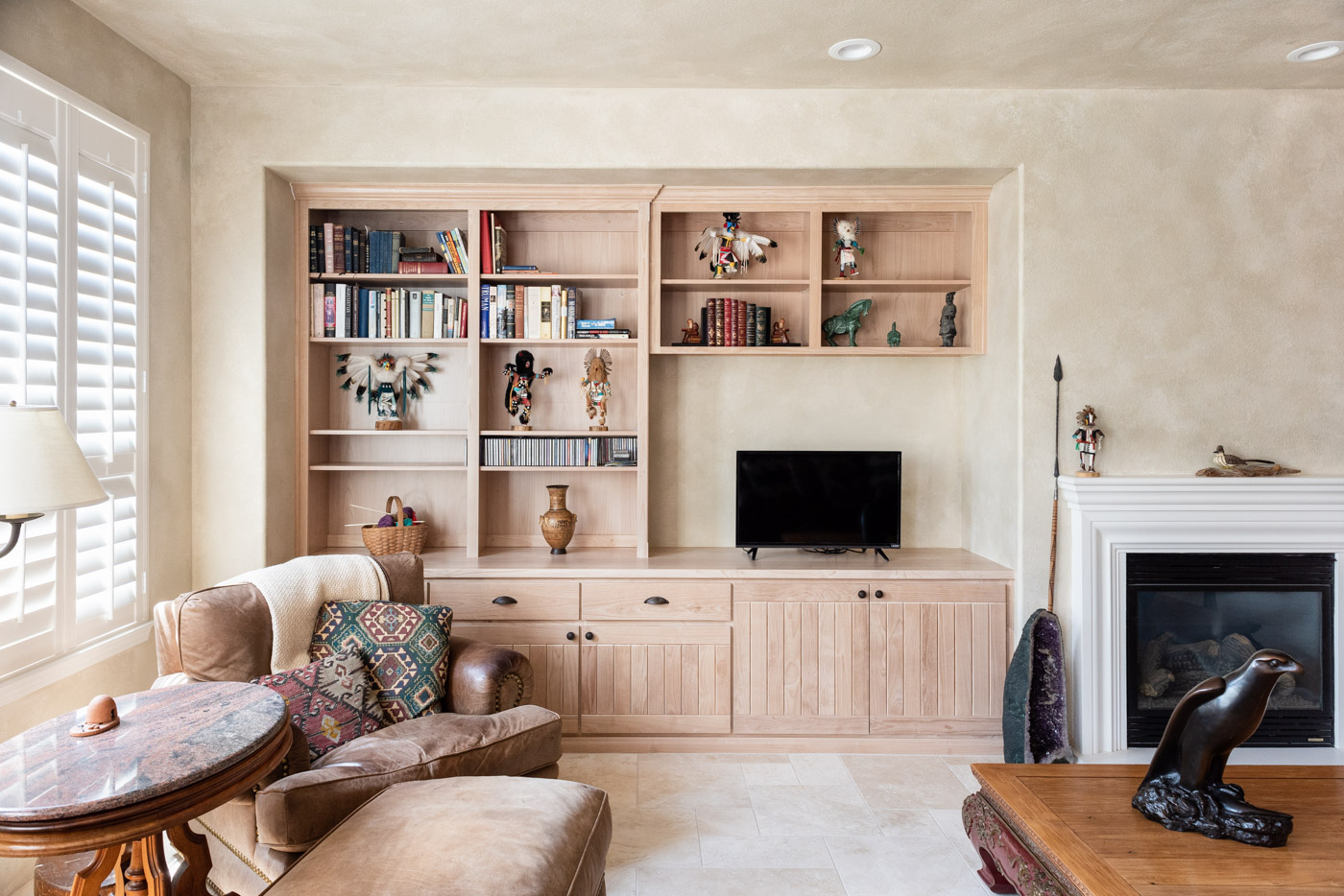 Simple Southwestern Kitchen Living Room And Home Office Cabinets Simple Southwestern Kitchen Living