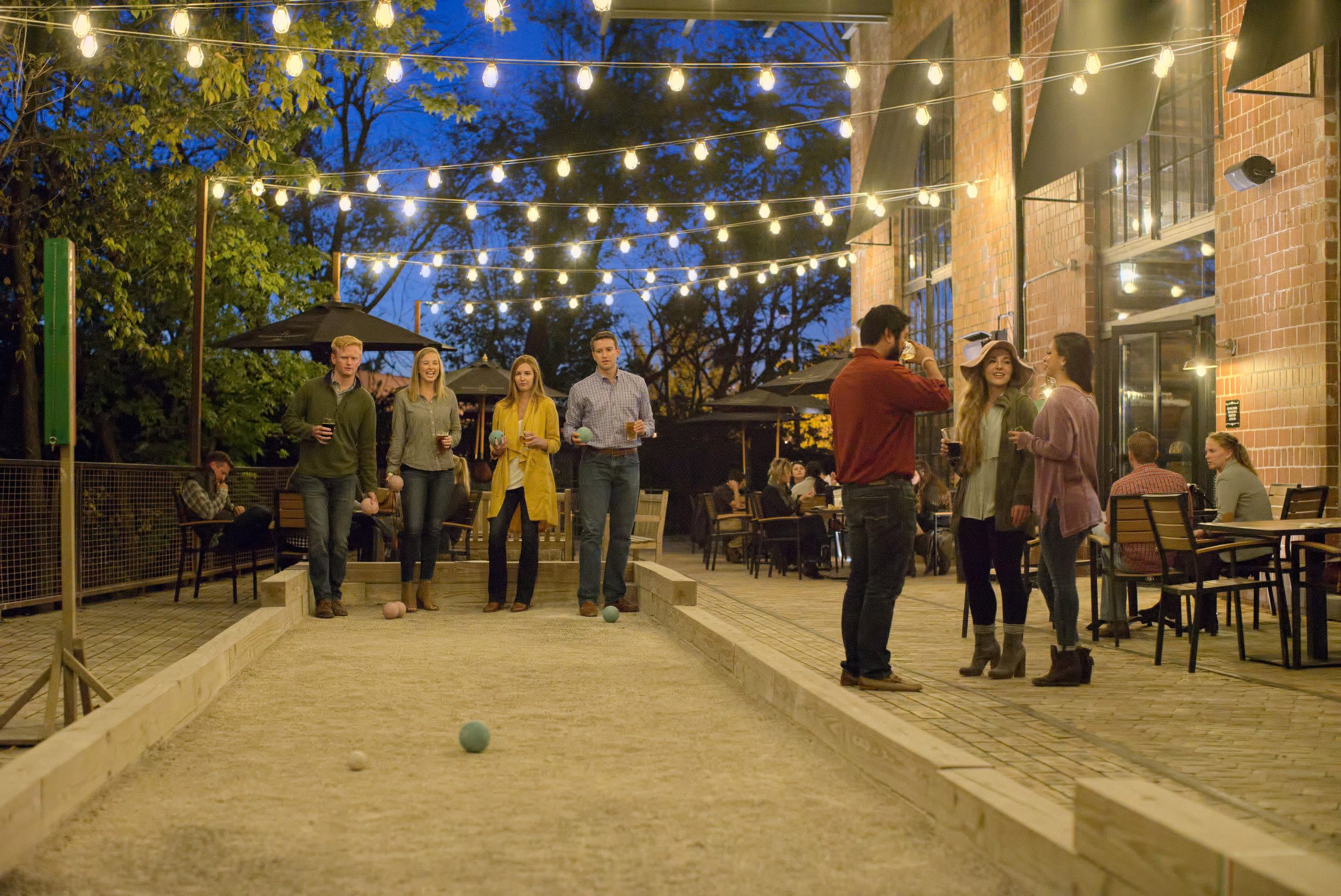  Welcome to the   Distillery District    Attractions  