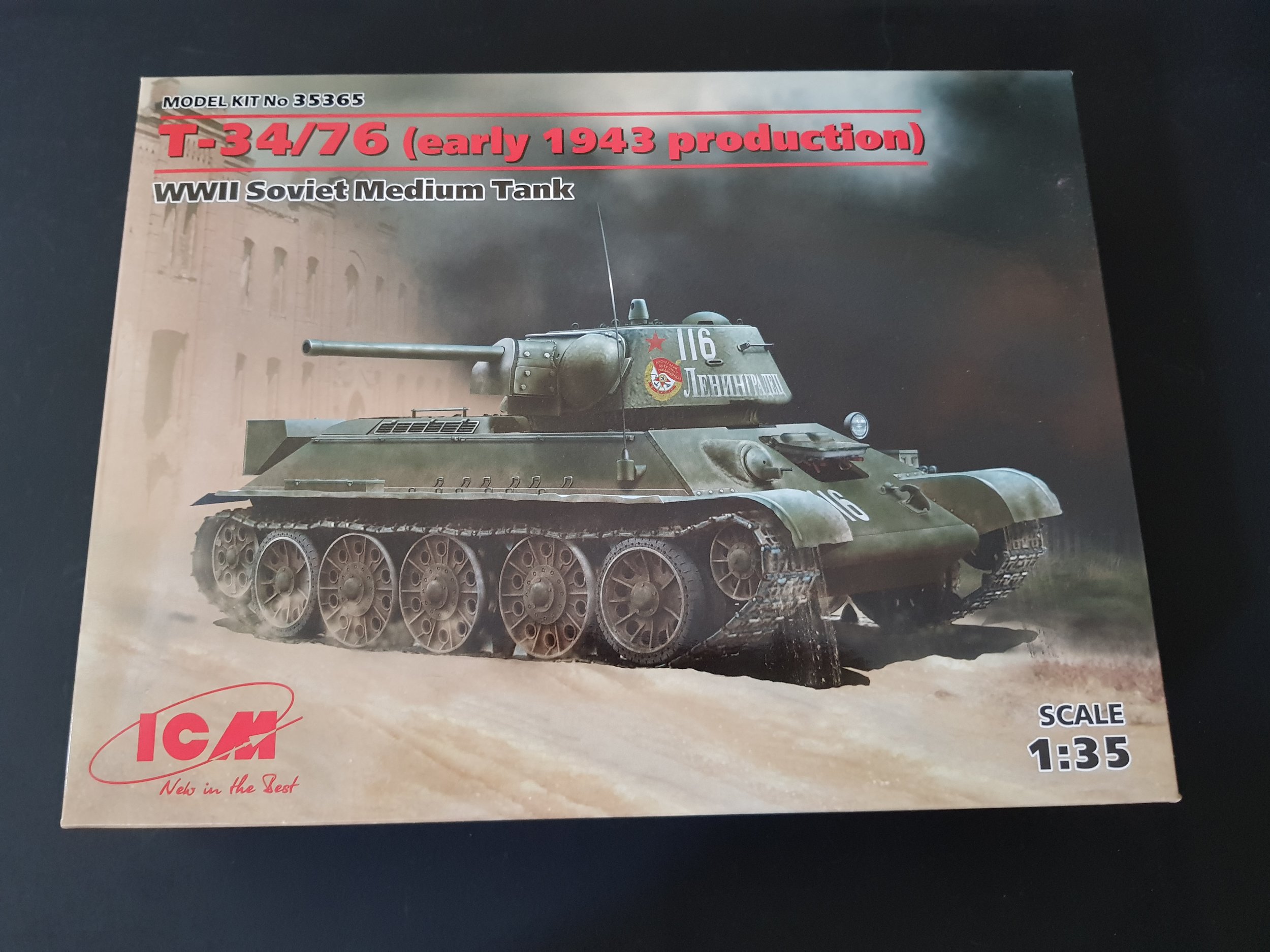 4 ICM ICM Models 1/35 Allemand Command Véhicule Ras 1939-1942 35644 