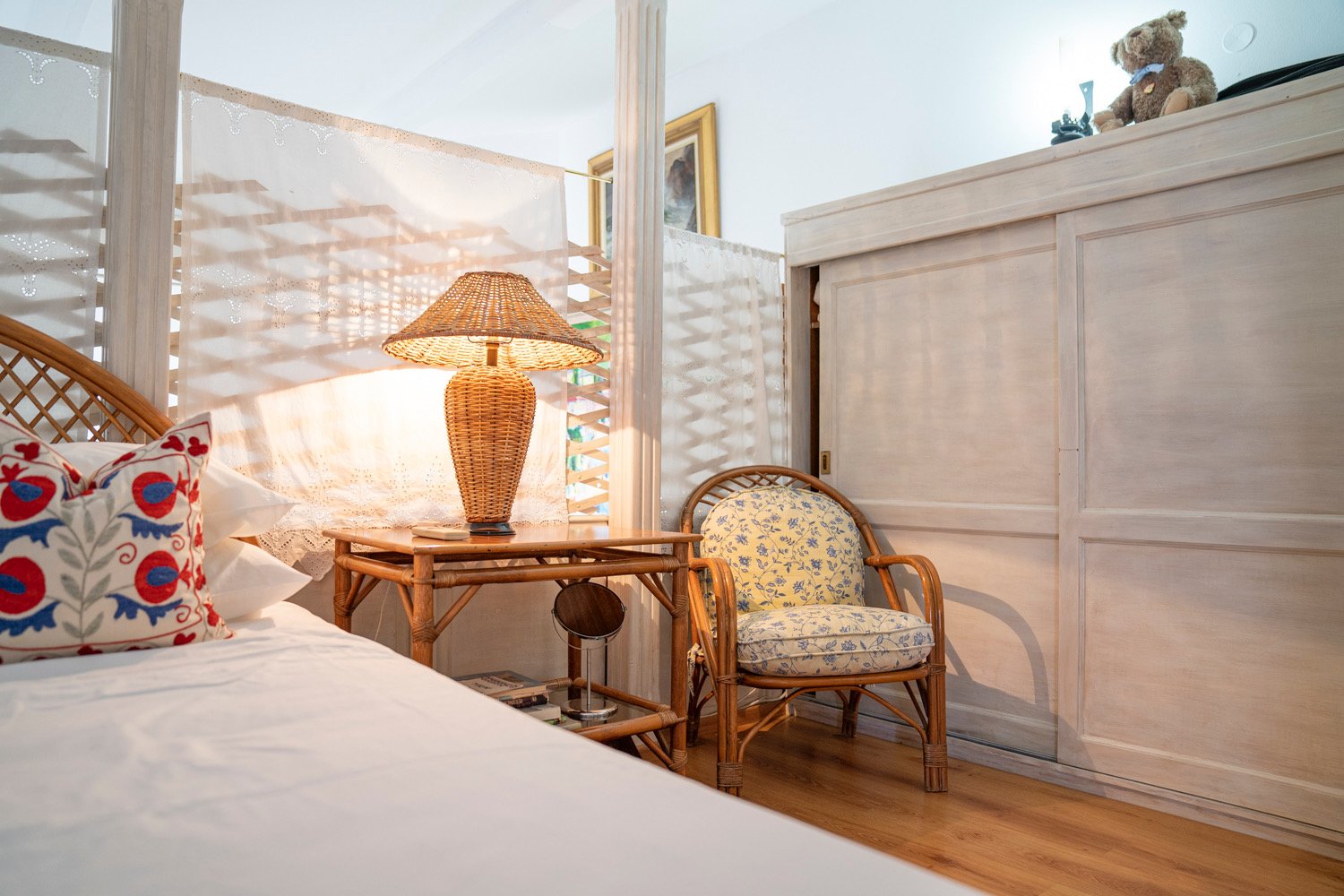 Moussandra bedroom 1.jpg