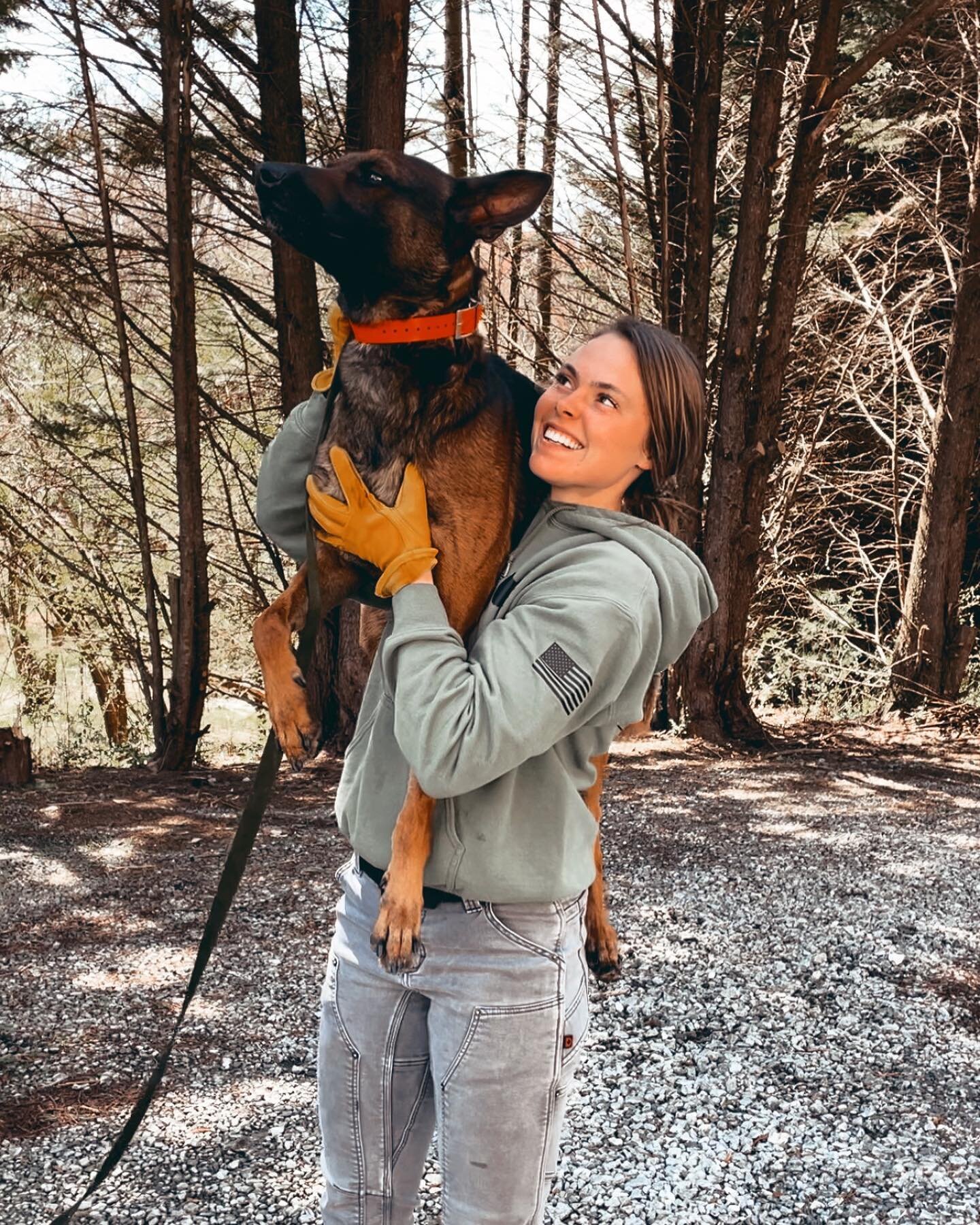 Meet The Trainer!

I&rsquo;m Jacksie! 👋🏼 

I&rsquo;ve been working dogs for almost a decade and take pride in my work! I&rsquo;d love nothing more than to train you and your dog! I not only work the dogs in your home but I work hand in hand with la