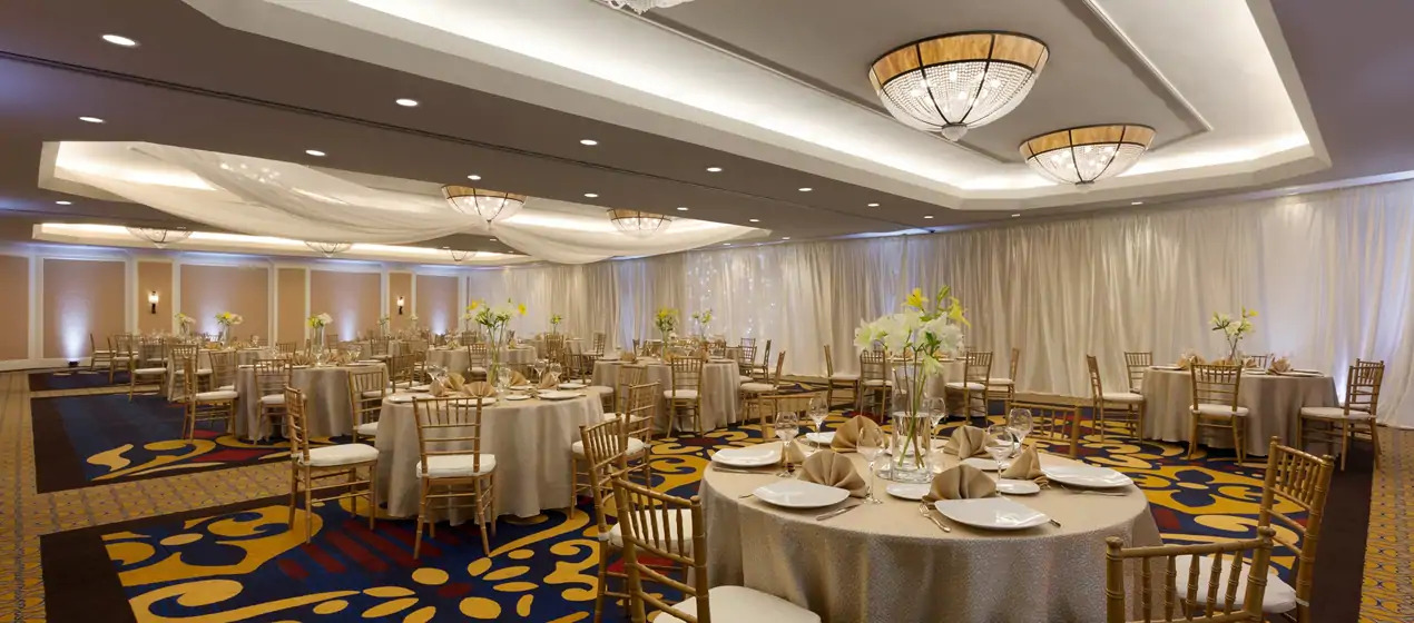 HH_galleryballrm_31_1270x560_FitToBoxSmallDimension_Center.jpg