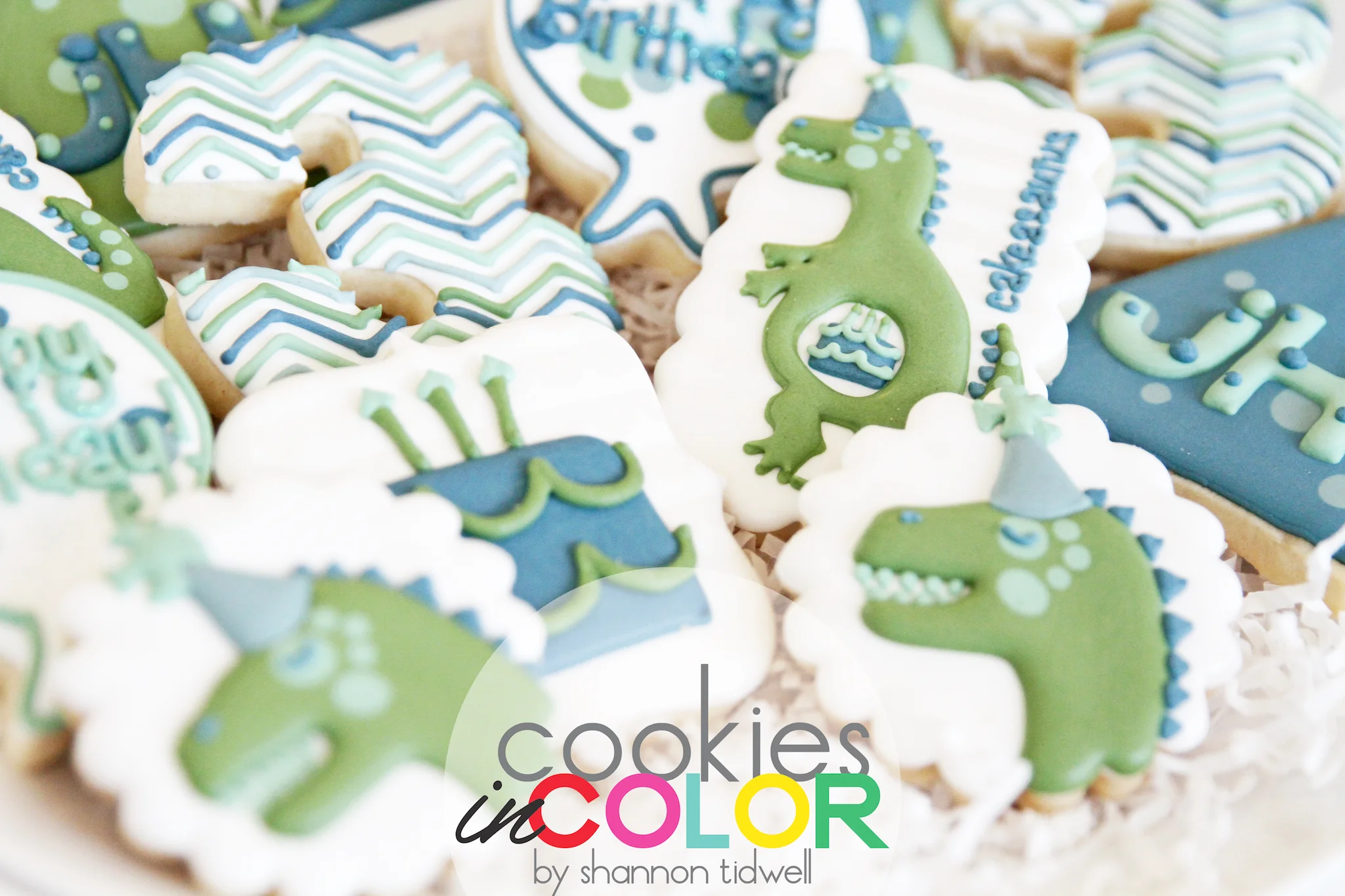 shannontidwell-cookiesincolor-cakeasaurus 3.jpg