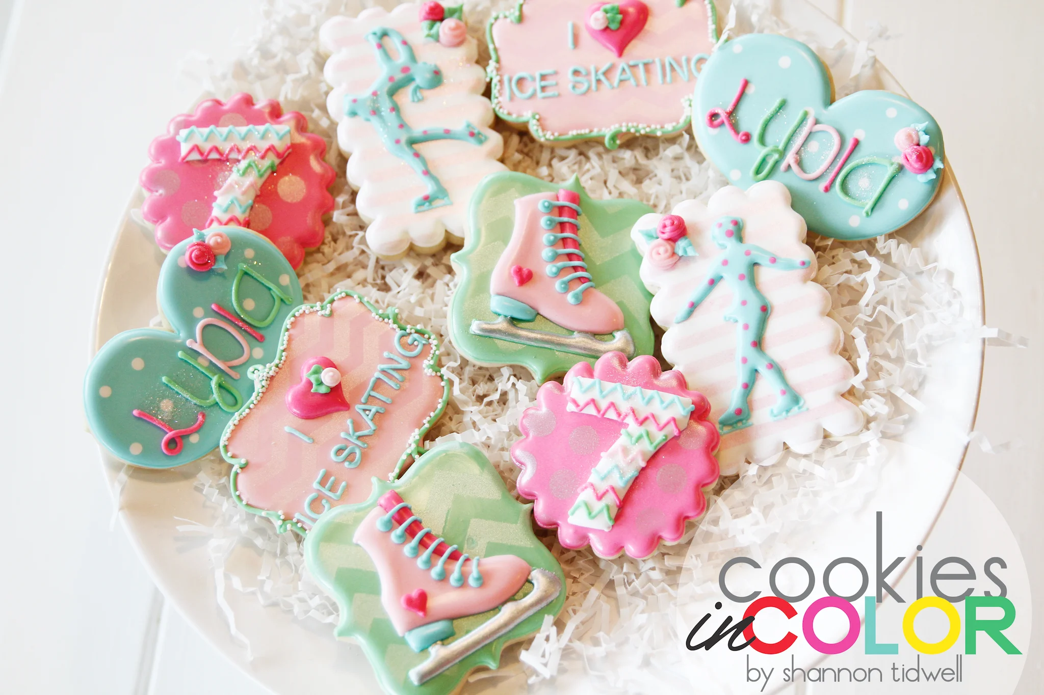 shannontidwell-cookiesincolor-iceskating 1.jpg