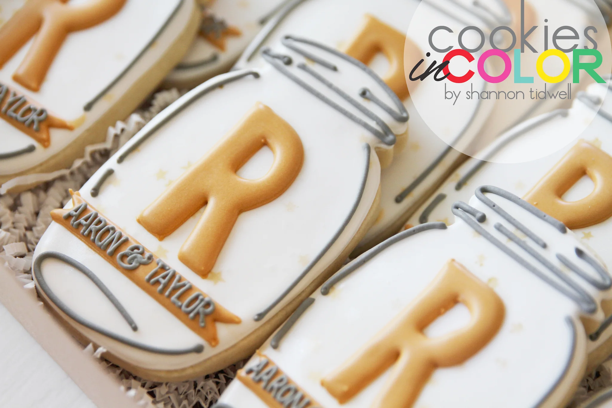 shannontidwell-cookiesincolor-Rmasonjar 2.jpg