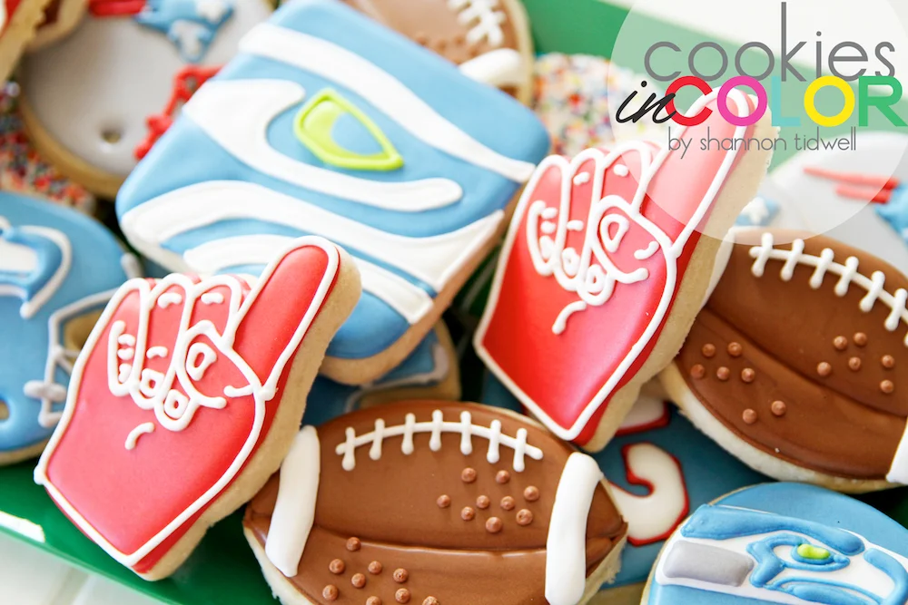 shannontidwell-cookiesincolor-superbowl15 4.jpg
