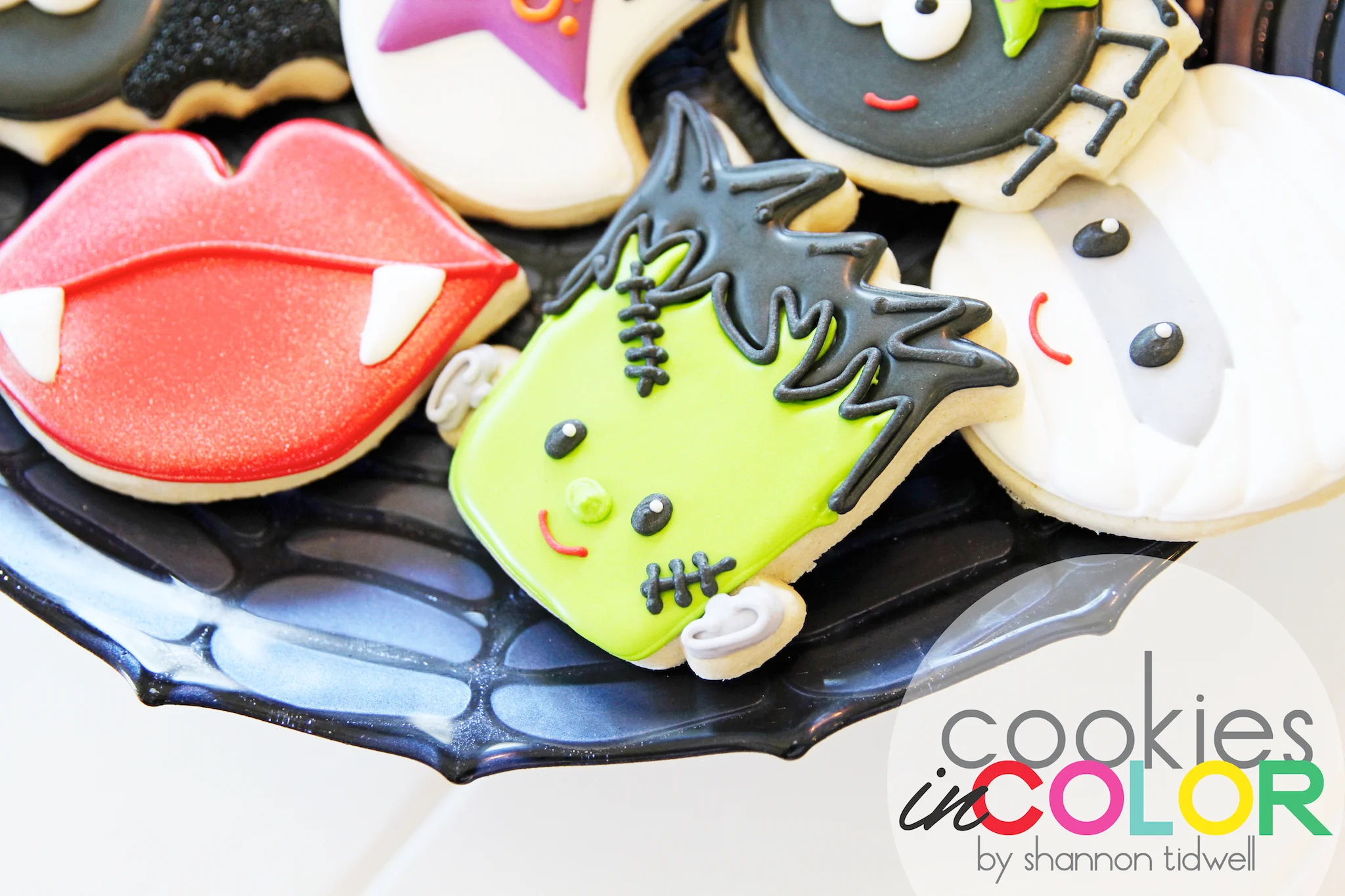 shannontidwell-cookiesincolor-halloween15 5.jpg