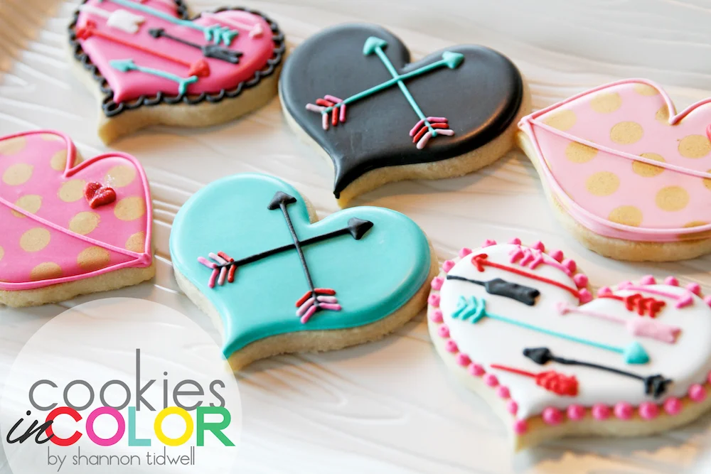 shannontidwell-cookiesincolor-valentine 2.jpg