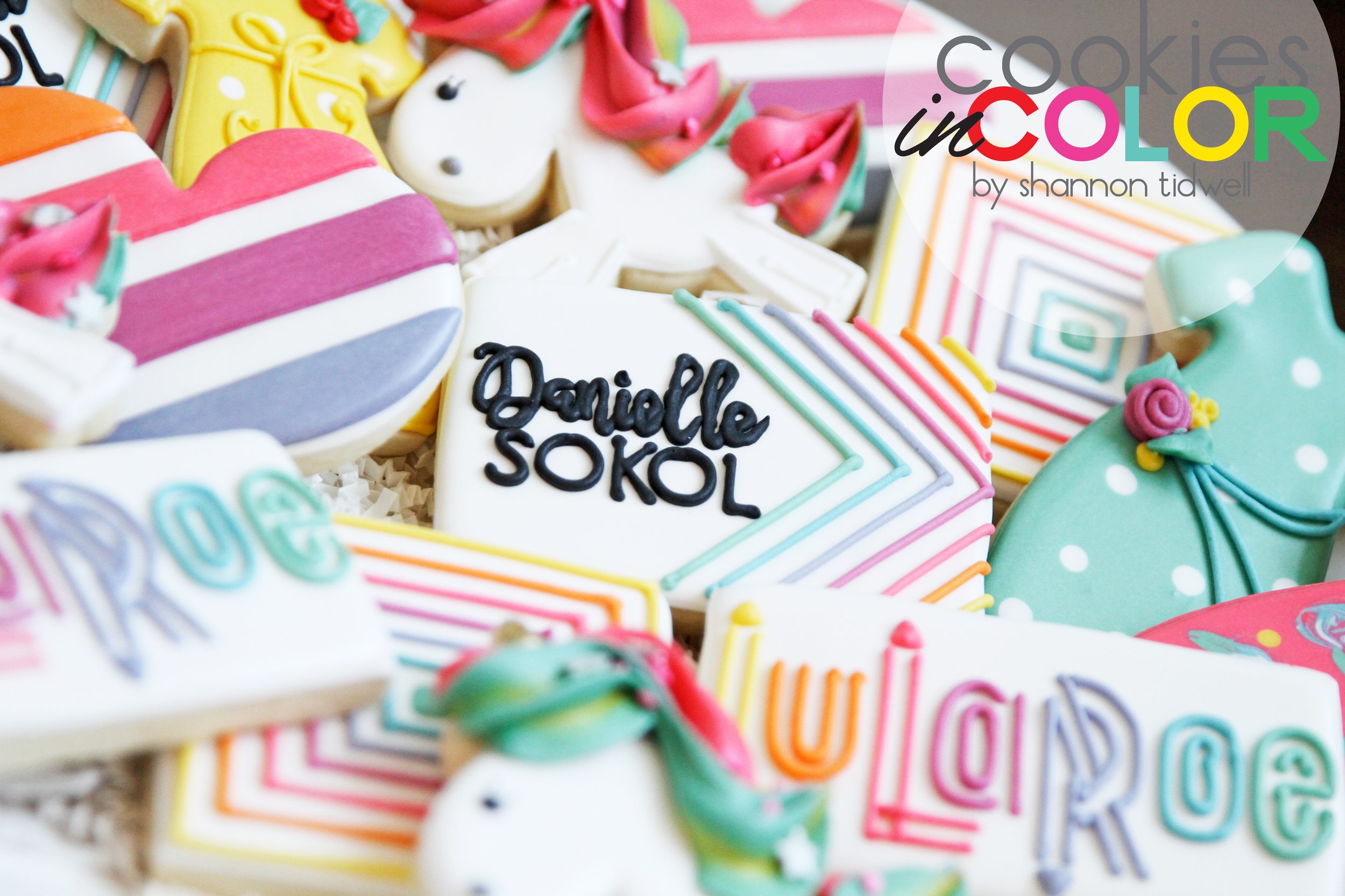 shannontidwell-cookiesincolor-lularoe 112.jpg