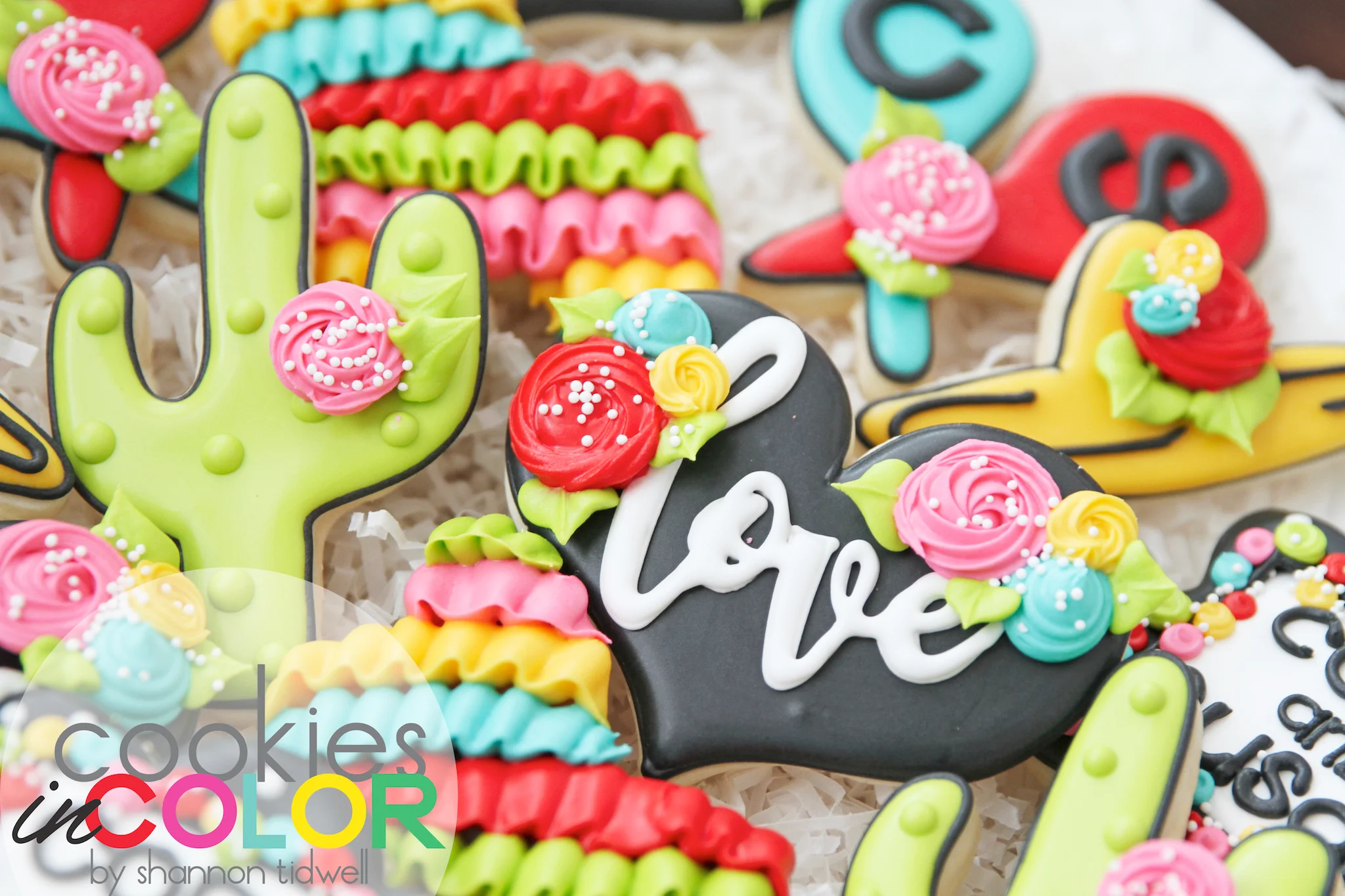 shannontidwell-cookiesincolor-fiestawedding 3.jpg