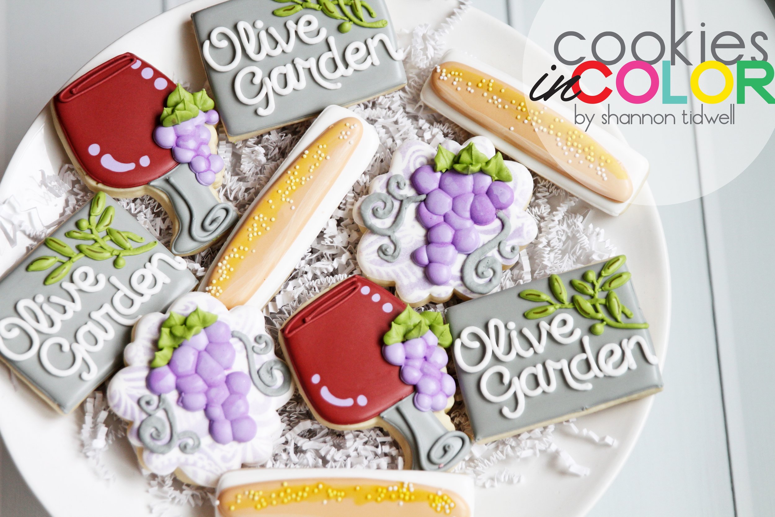 shannontidwell-cookiesincolor-olivegarden 384.jpg