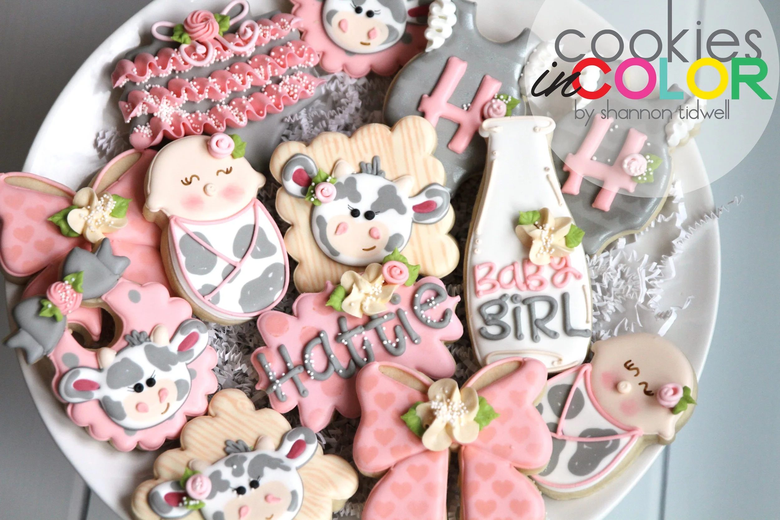 shannontidwell-cookiesincolor-babycow1.jpg