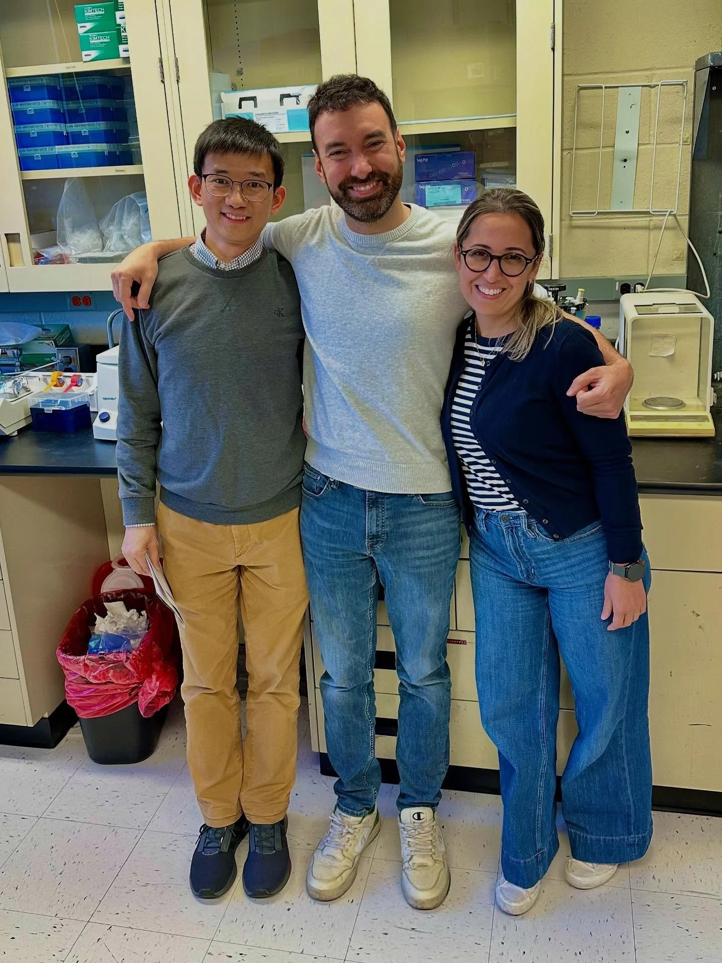 Great to see Jun at the symposium in honor of Matty Scharff! We miss you very much, but we are happy you are having a great time at the NIH 🔬🧫🔬🧫🔬🧫