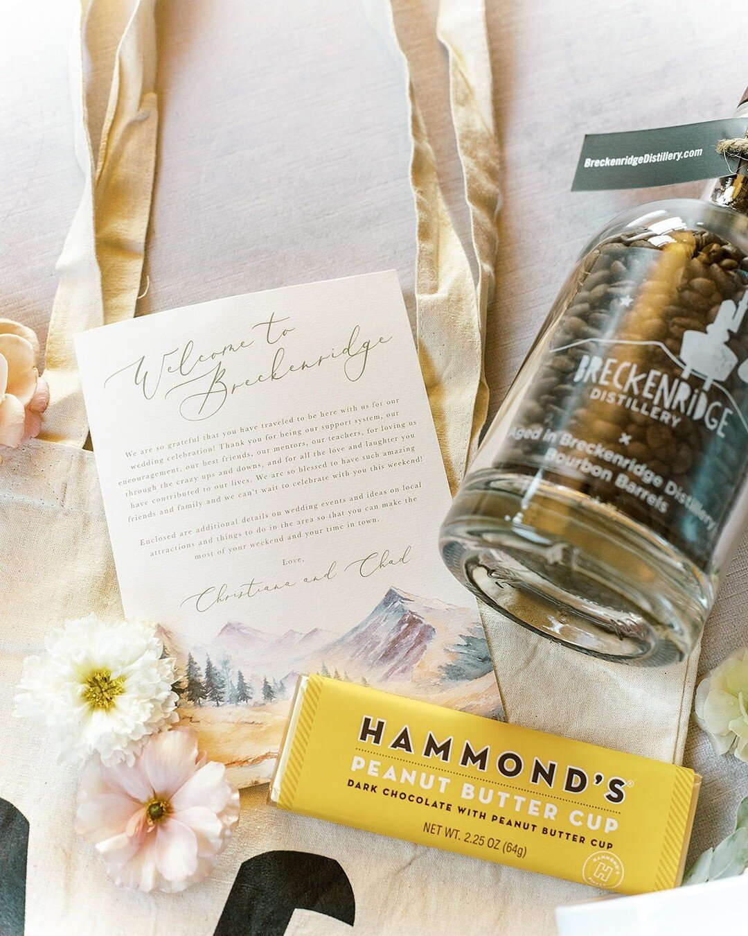 Any guest would be overjoyed to get these beautifully curated gift bags upon arrival to such a fun wedding weekend in Breckenridge! P.S. Don't forget to include a welcome note with wedding weekend details!⁣
⁣
Stationery + Wedding Day Paper Goods | @h