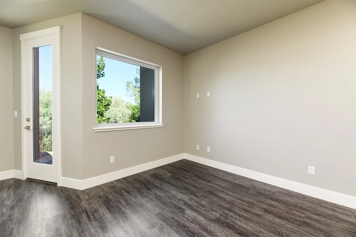 McNeeley_331 36th_1805.jpg